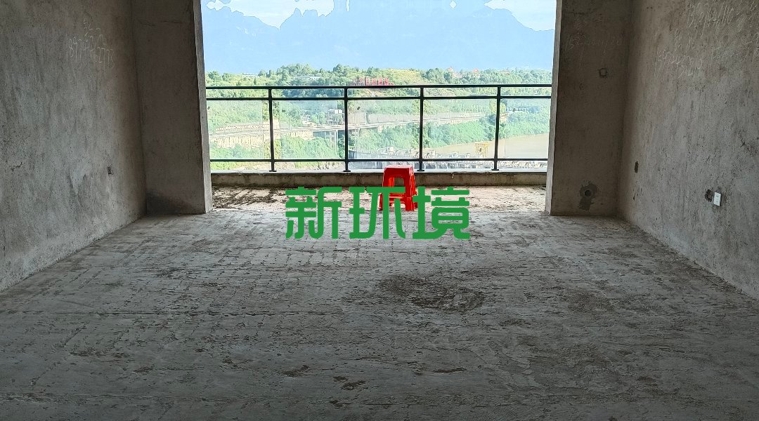 月亮湾三期  4室2厅2卫   135.00万