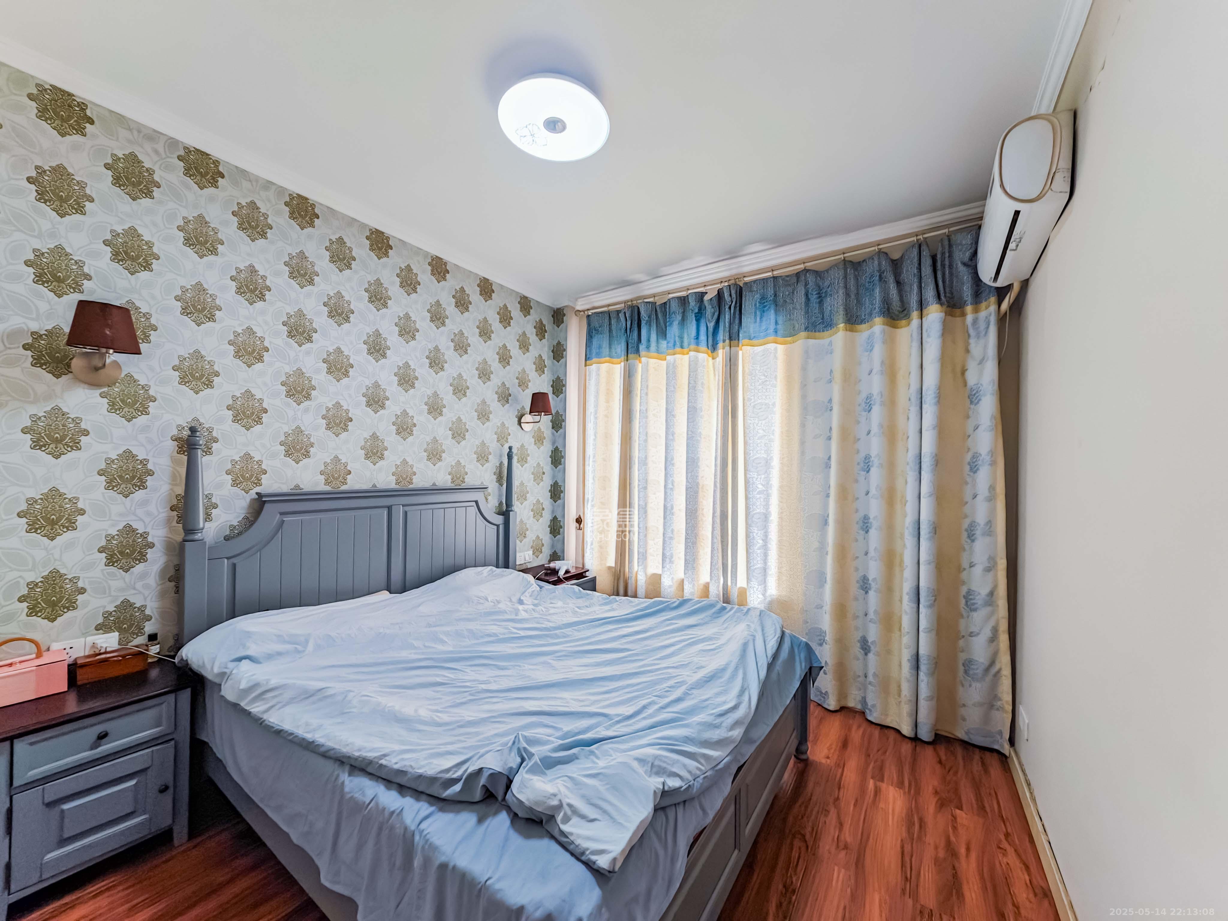 城市山水豪园(山水城市风景) 2室2厅1卫 79.8万 城市山水豪园(山水城市风景) 2室2厅1卫 79.8万卧室