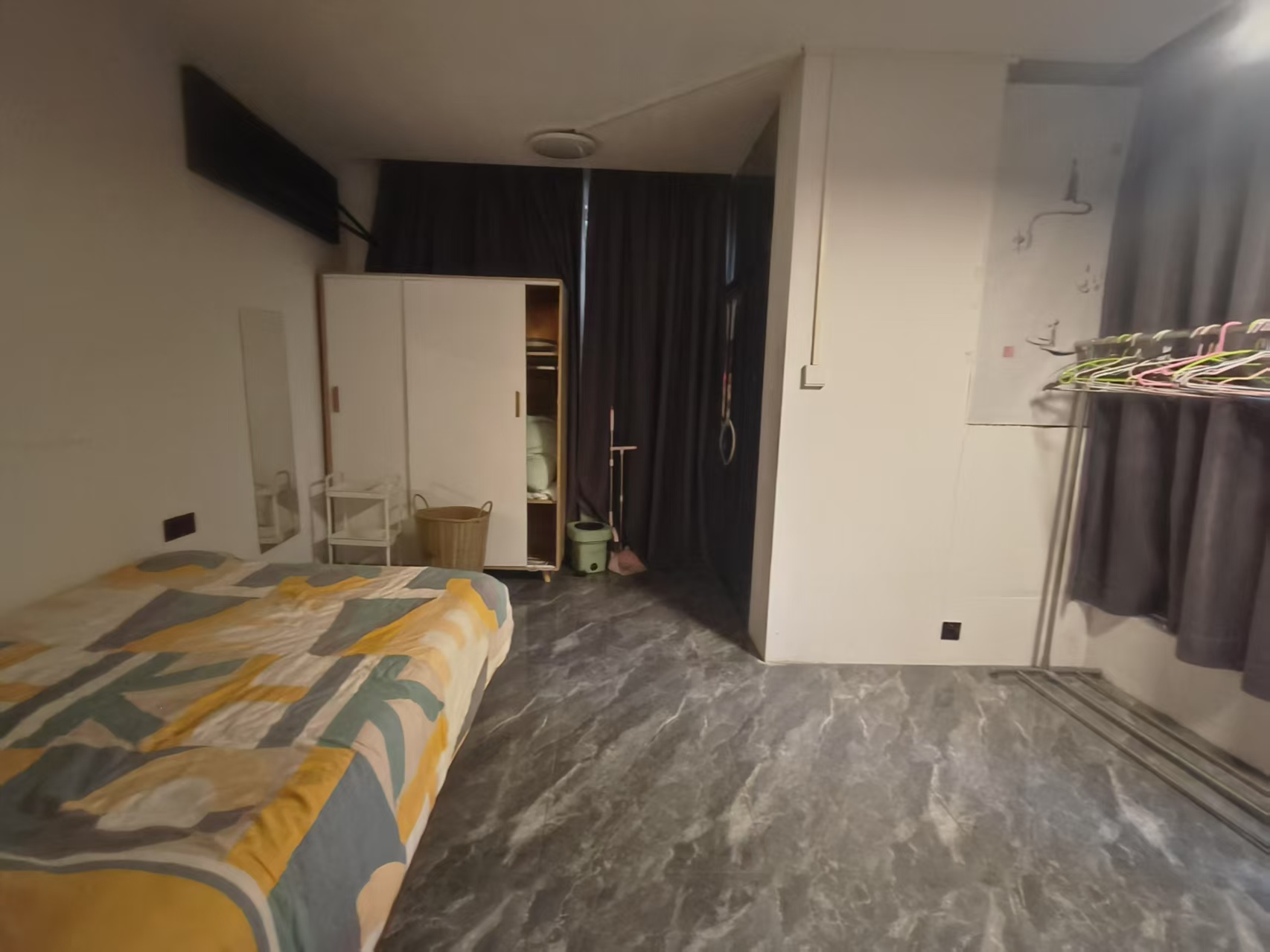 鸿洲江山 7室2厅2卫 16000.0元/月 鸿洲江山 7室2厅2卫 16000.0元/月室内图