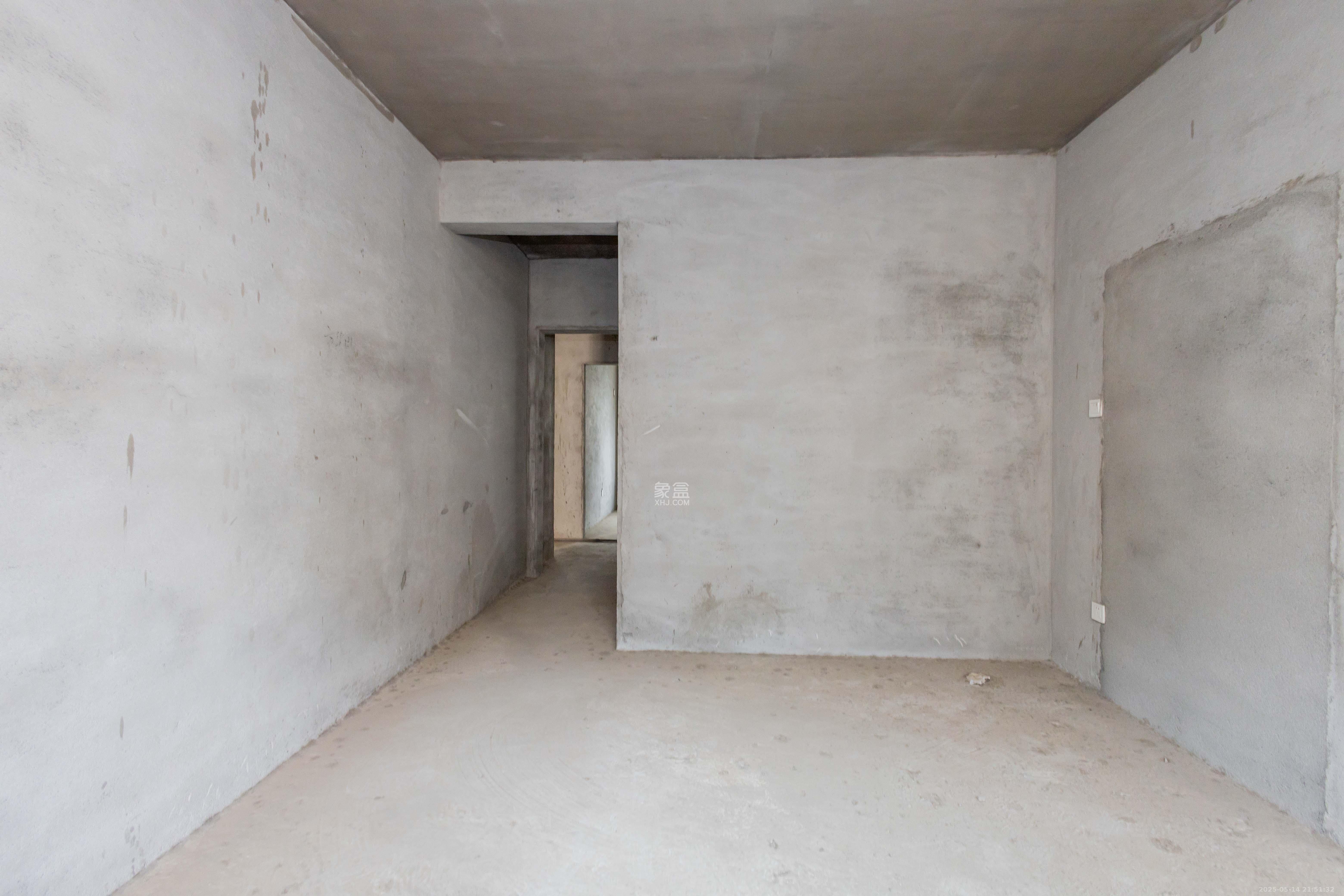 爵世名邸东湖(东湖壹号企业总部基地) 3室2厅2卫 90.8万 爵世名邸东湖(东湖壹号企业总部基地) 3室2厅2卫 90.8万卧室