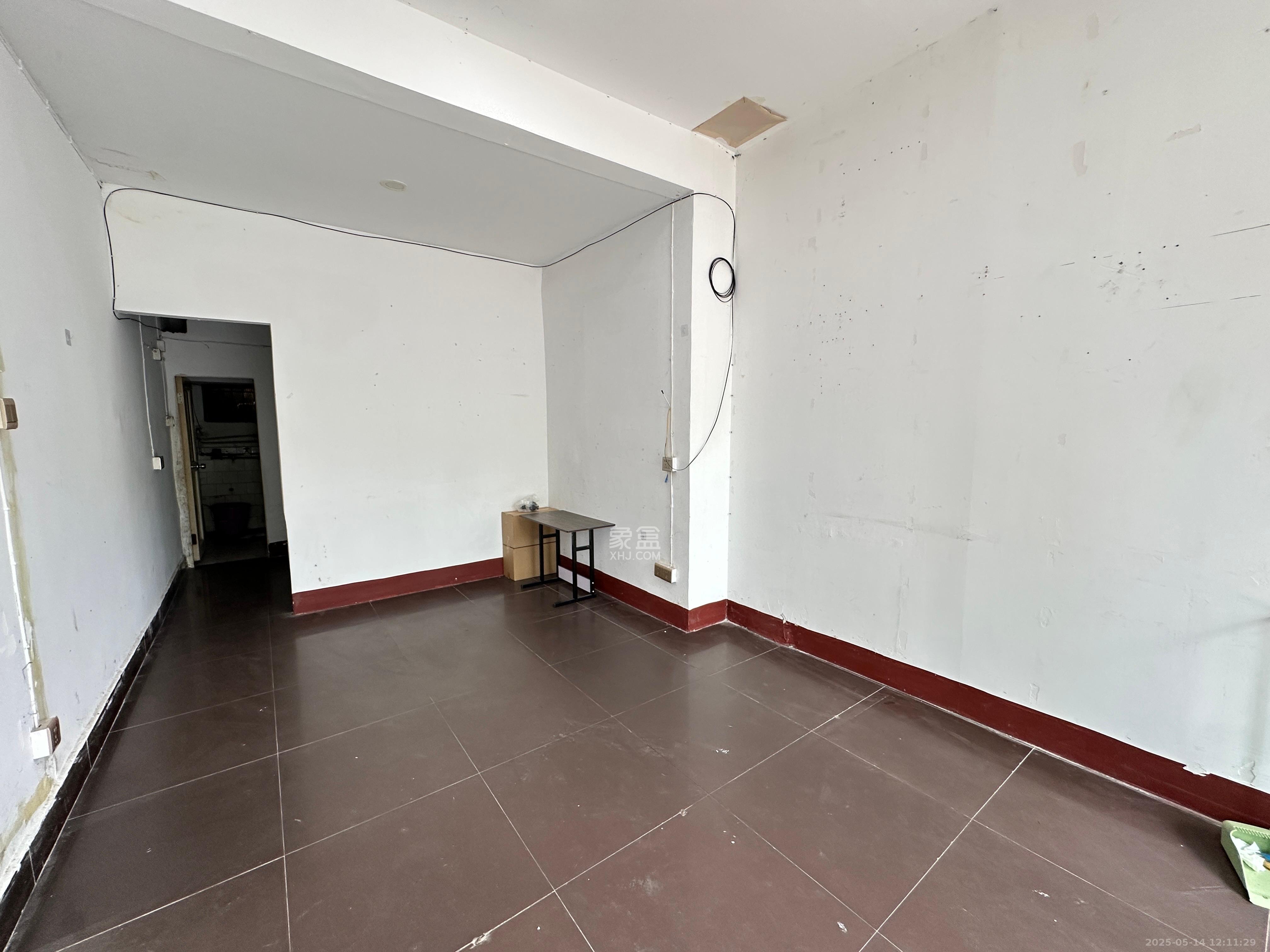 星沙六区 1室1厅1卫 1400.0元/月 星沙六区 1室1厅1卫 1400.0元/月室内图