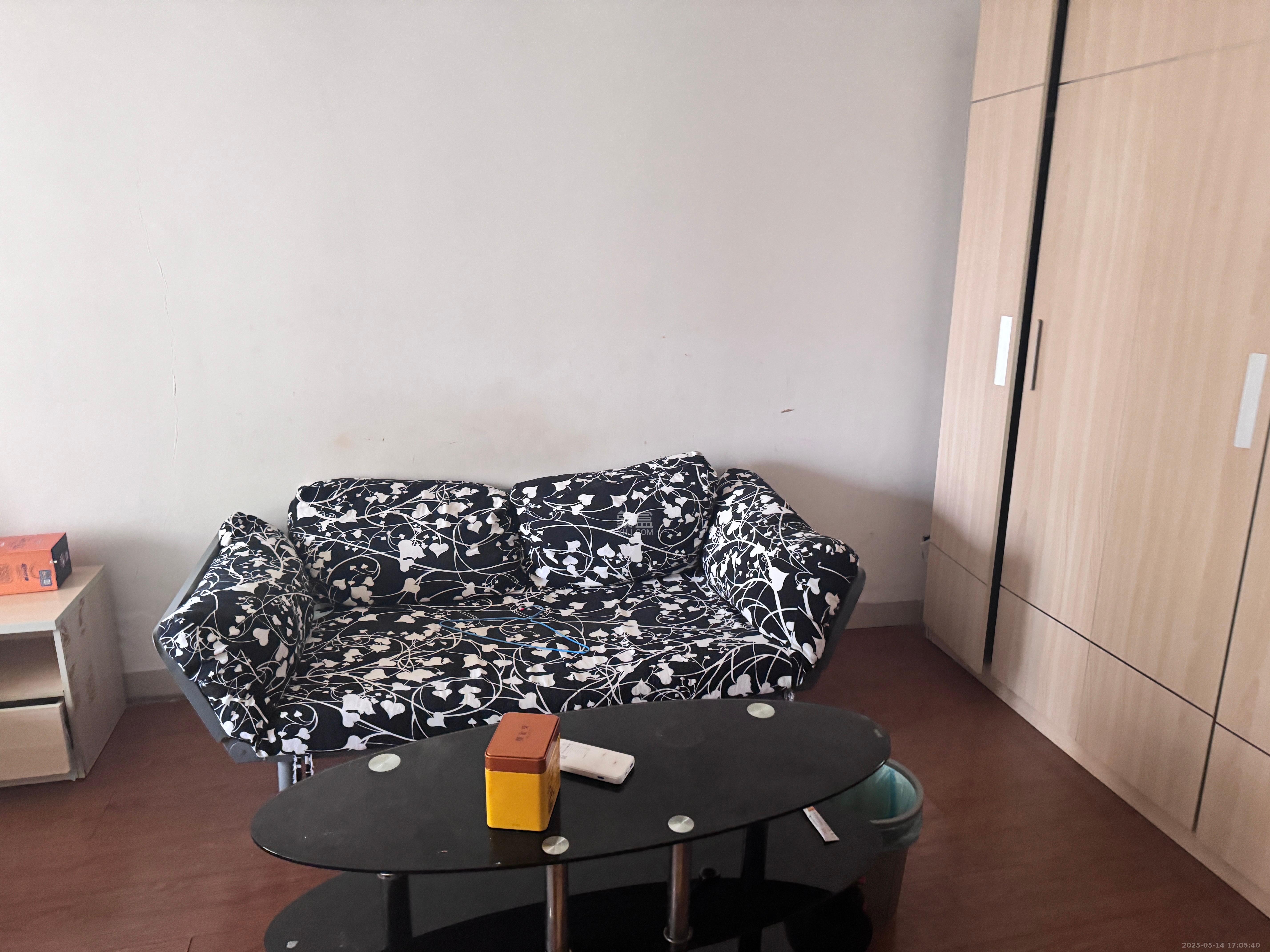 时代星城 1室1厅1卫 1000.0元/月 时代星城 1室1厅1卫 1000.0元/月室内图