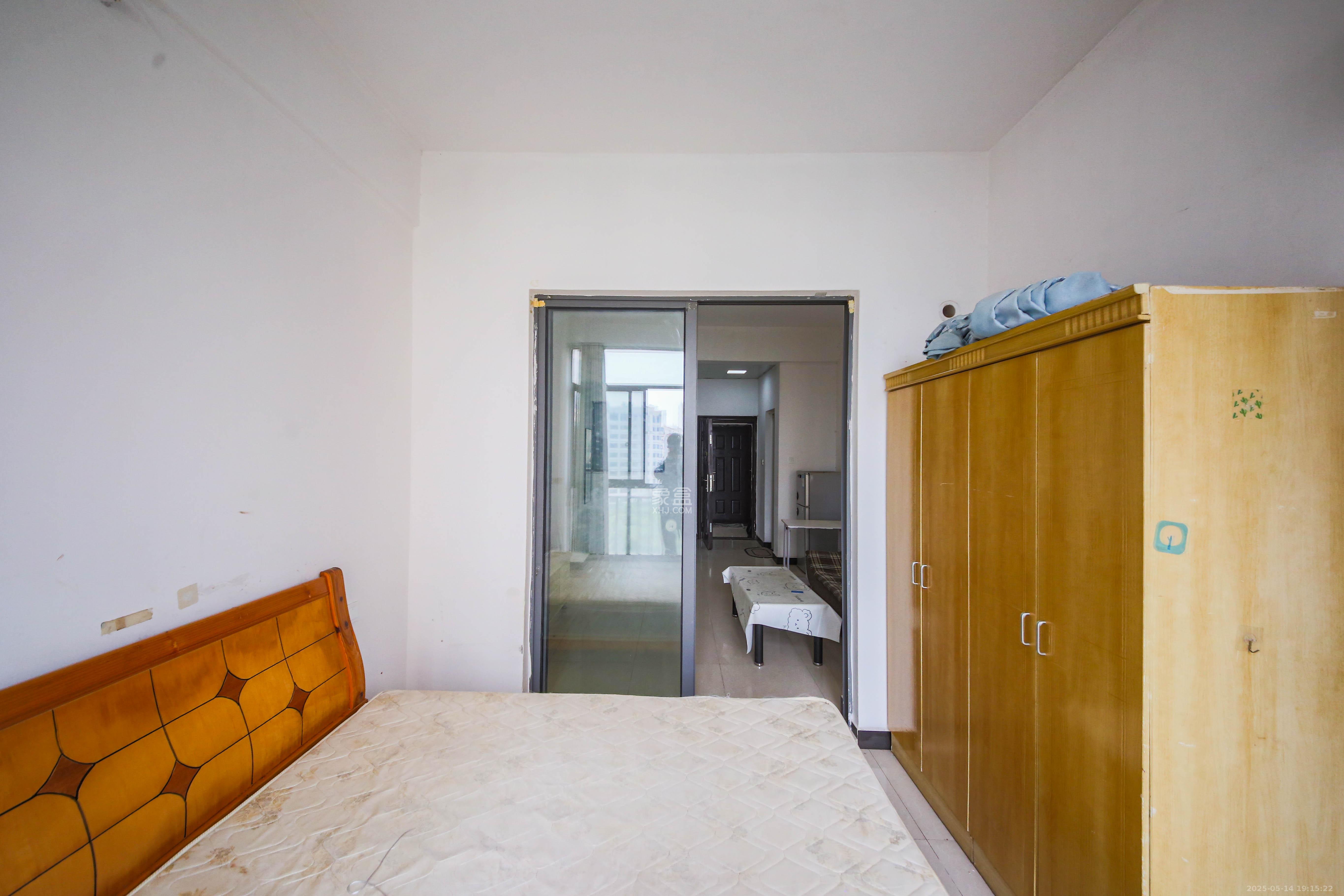 鑫远湘府逸园 1室1厅1卫 28.8万 鑫远湘府逸园 1室1厅1卫 28.8万卧室