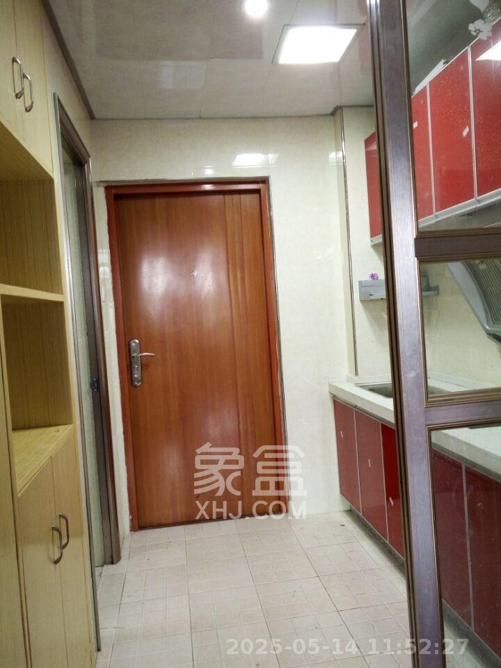 长房时代城  2室1厅1卫    1600.0元/月室内图