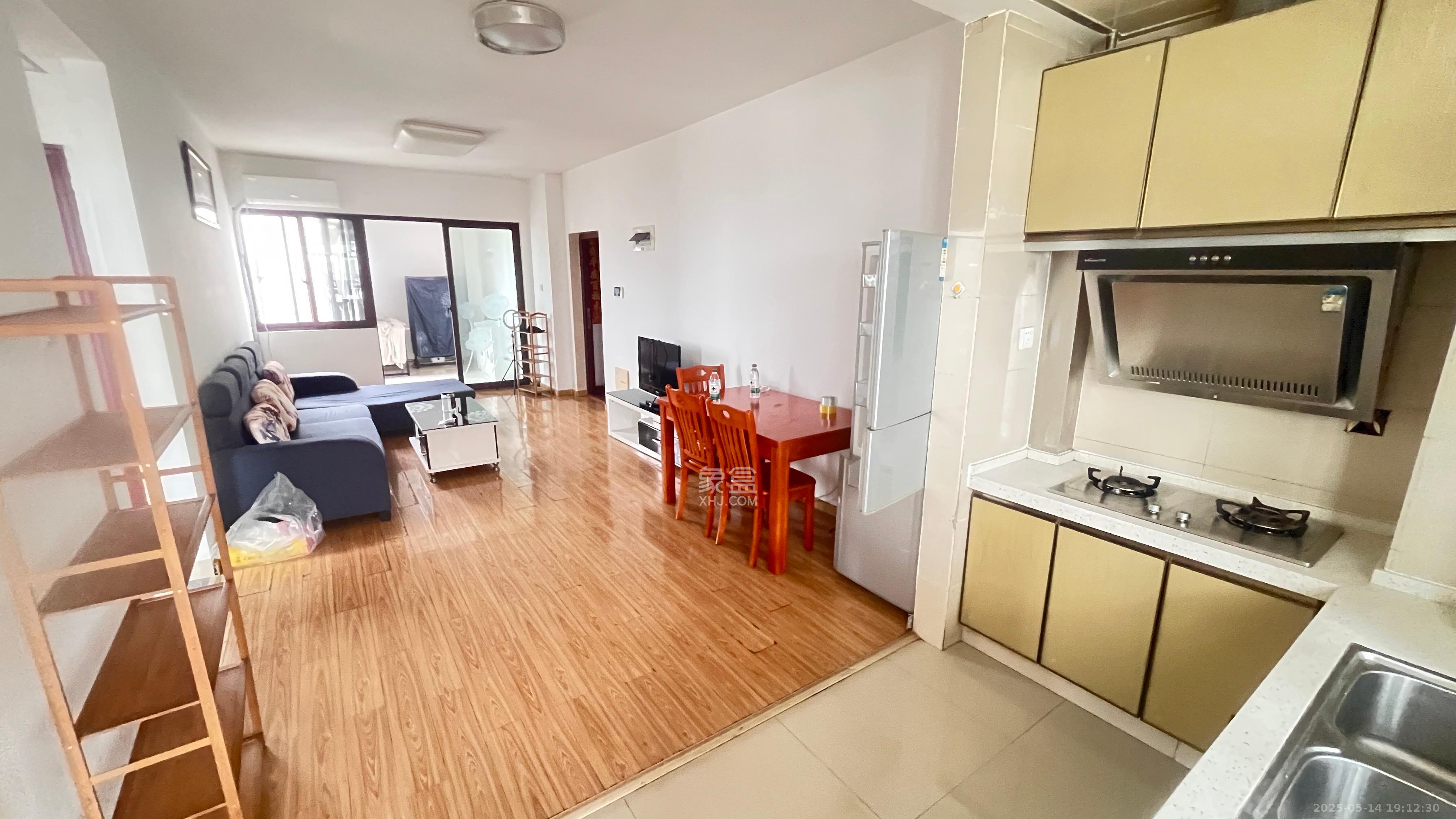 三力公寓(三力国际) 2室2厅1卫 2800.0元/月 三力公寓(三力国际) 2室2厅1卫 2800.0元/月室内图