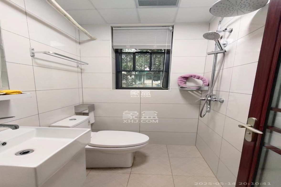 市建委宿舍  3室2厅1卫    2580.0元/月 市建委宿舍  3室2厅1卫    2580.0元/月室内图