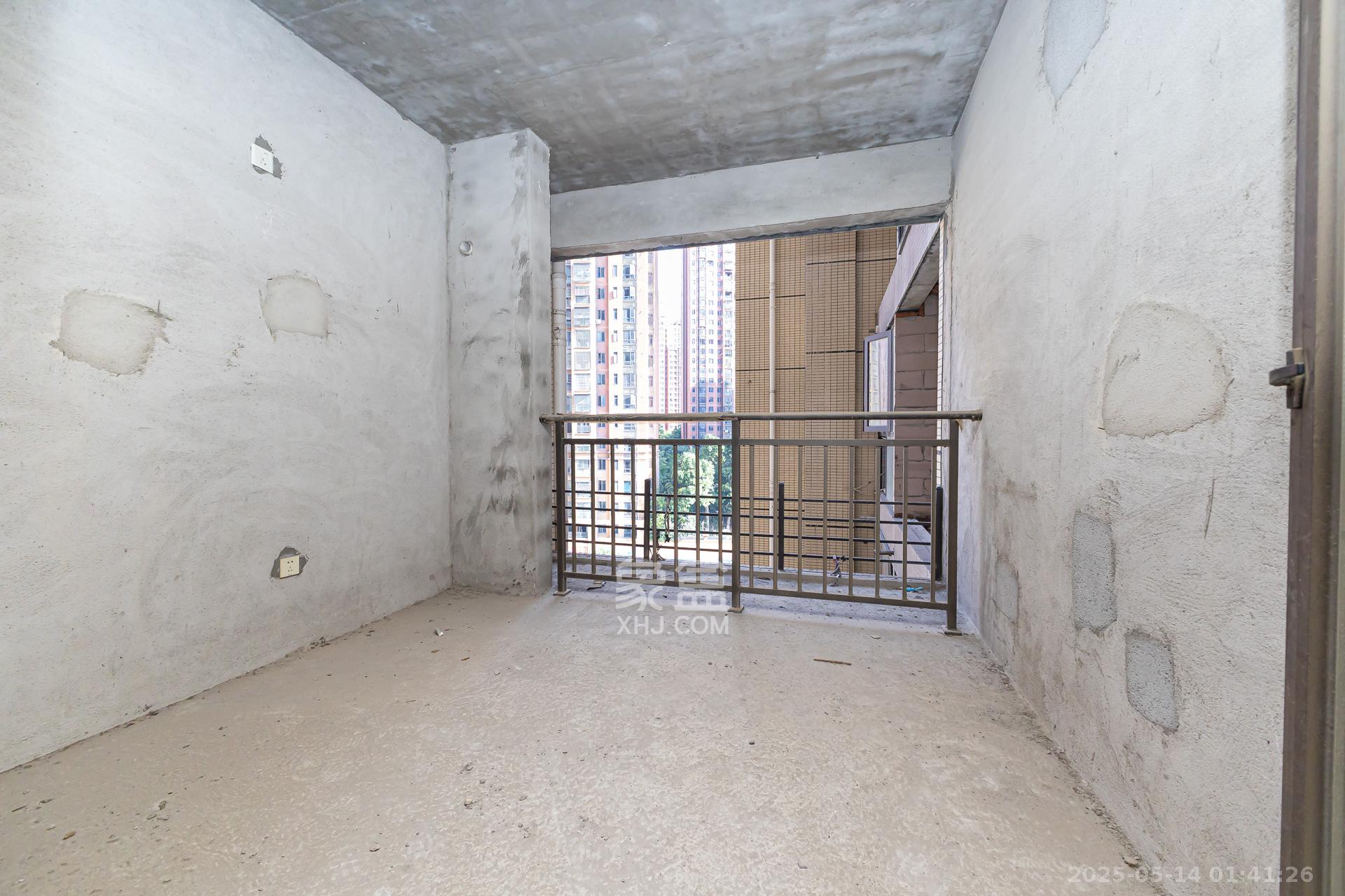 乾源国际 3室2厅2卫 74.0万 乾源国际 3室2厅2卫 74.0万卧室