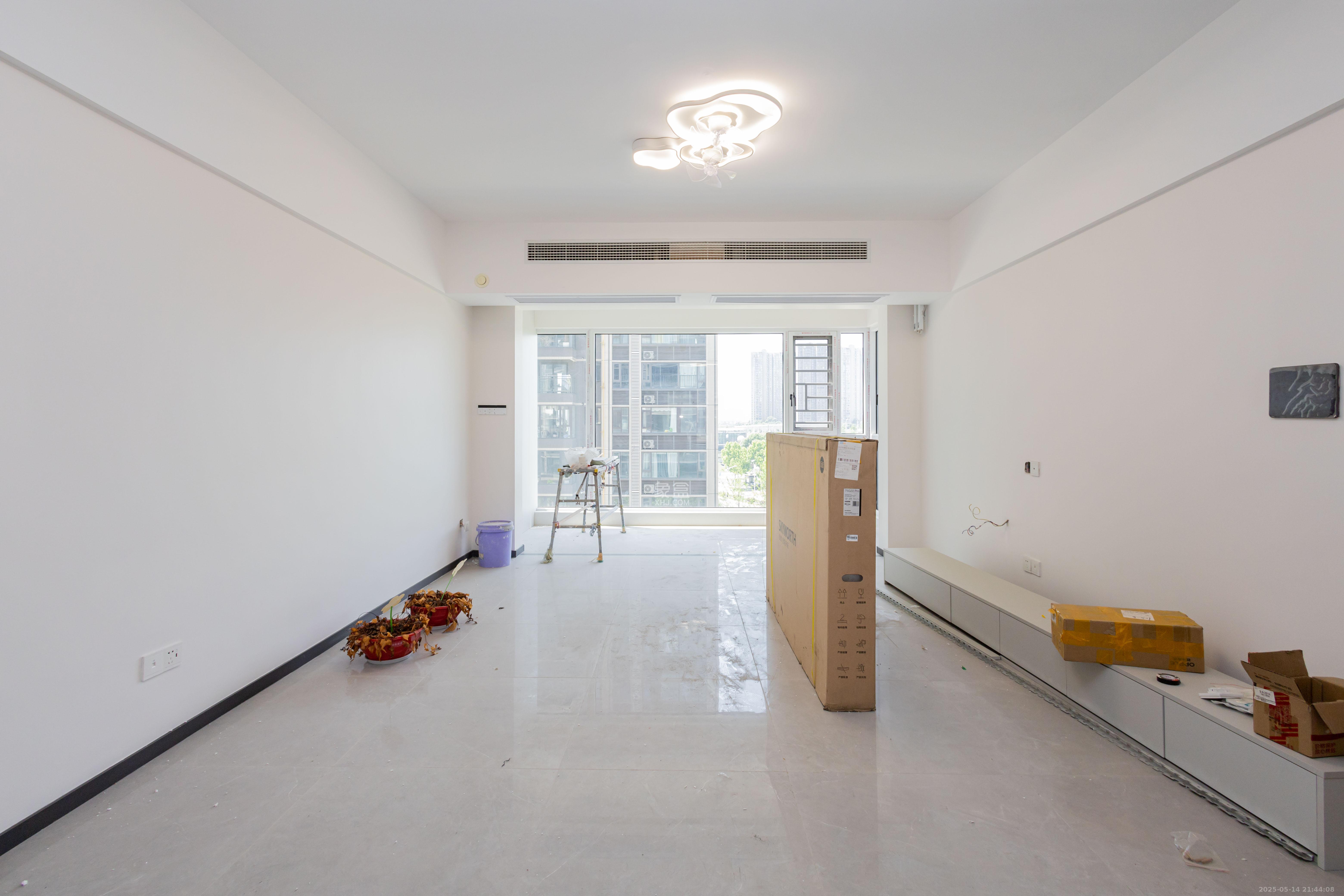 时代印记(长沙时代印记花园)  4室2厅2卫    260.0万 时代印记(长沙时代印记花园)  4室2厅2卫    260.0万客厅