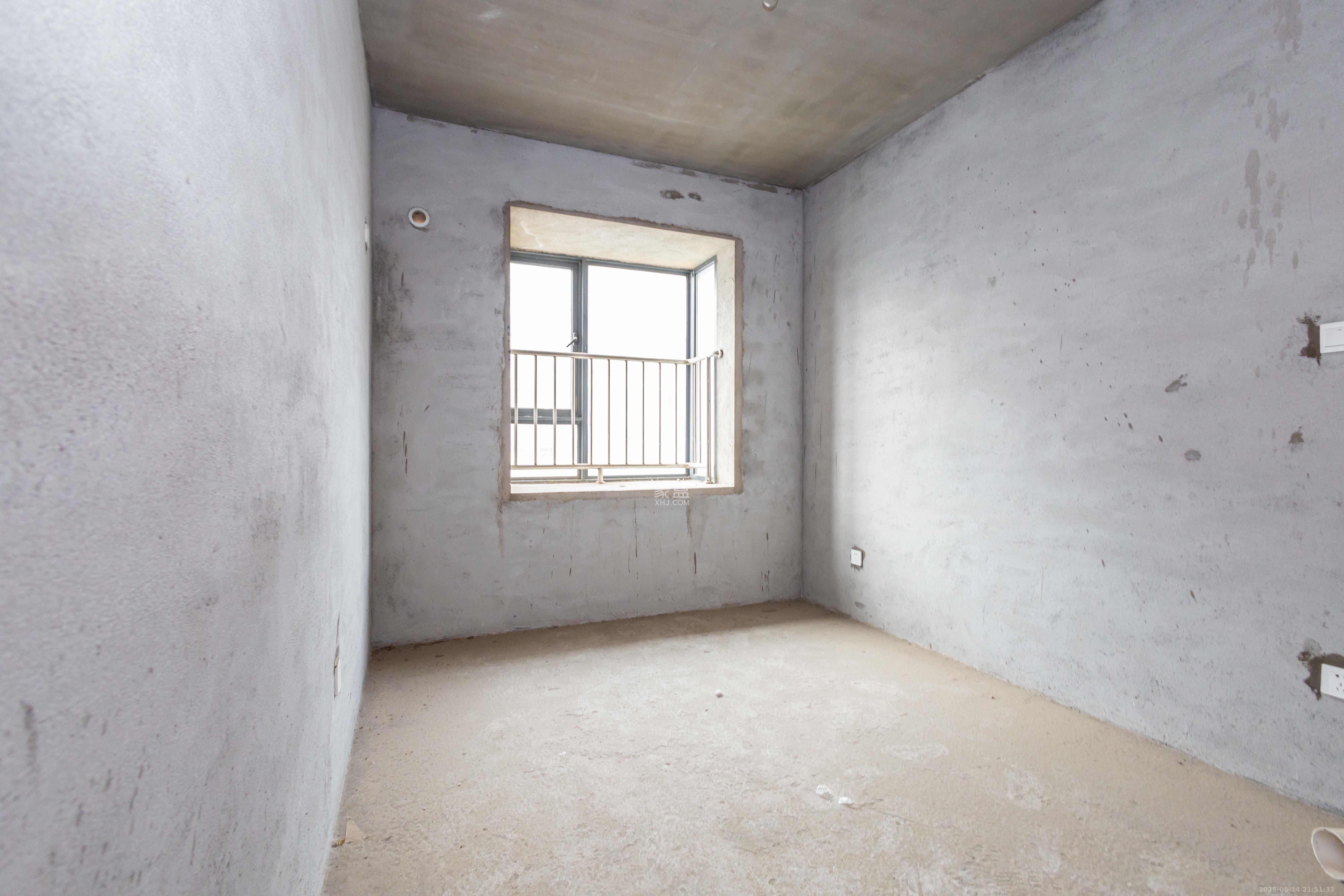 爵世名邸东湖(东湖壹号企业总部基地) 3室2厅2卫 90.8万 爵世名邸东湖(东湖壹号企业总部基地) 3室2厅2卫 90.8万卧室