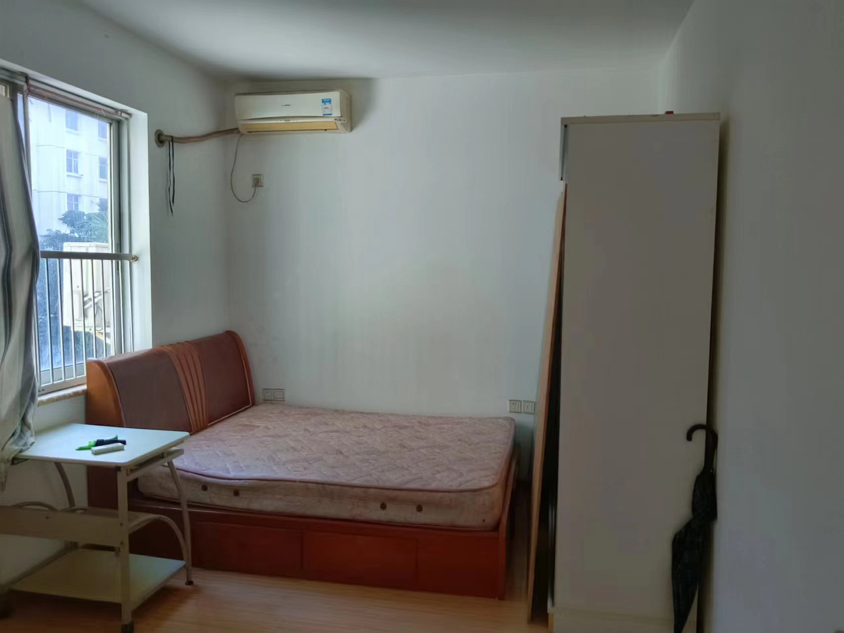 城中城 3室2厅1卫 2400.0元/月 城中城 3室2厅1卫 2400.0元/月室内图