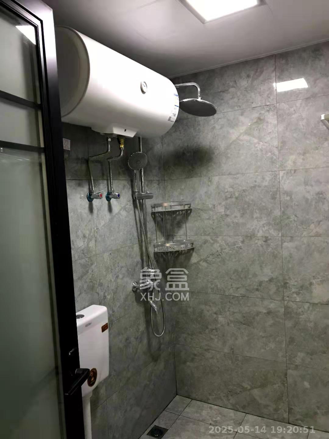 城市时光  1室1厅1卫    1300.0元/月 城市时光  1室1厅1卫    1300.0元/月室内图