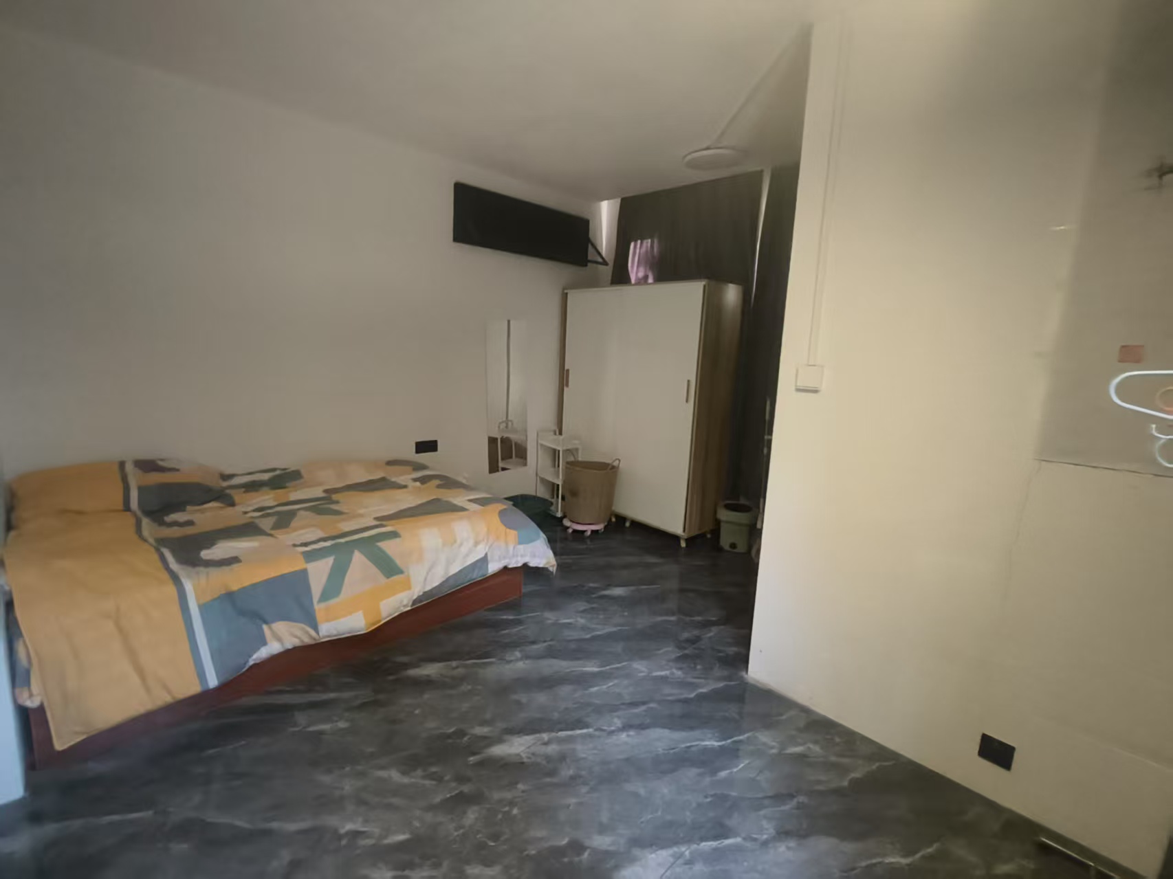 鸿洲江山 7室2厅2卫 16000.0元/月 鸿洲江山 7室2厅2卫 16000.0元/月室内图