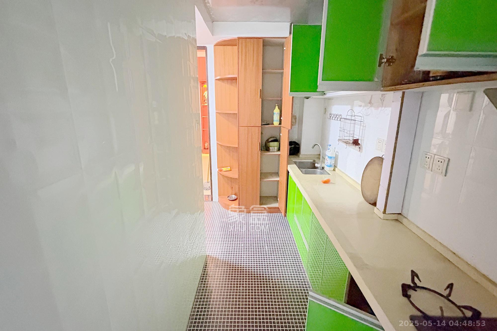 万象新天  3室2厅1卫    76.8万 万象新天  3室2厅1卫    76.8万厨房