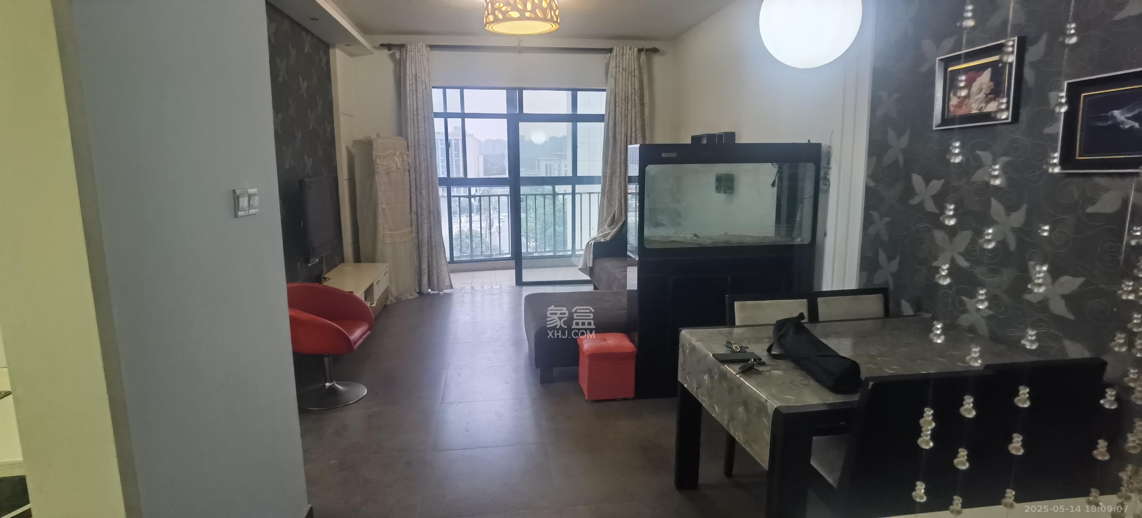 金麓国际 3室2厅1卫 2250.0元/月 金麓国际 3室2厅1卫 2250.0元/月室内图