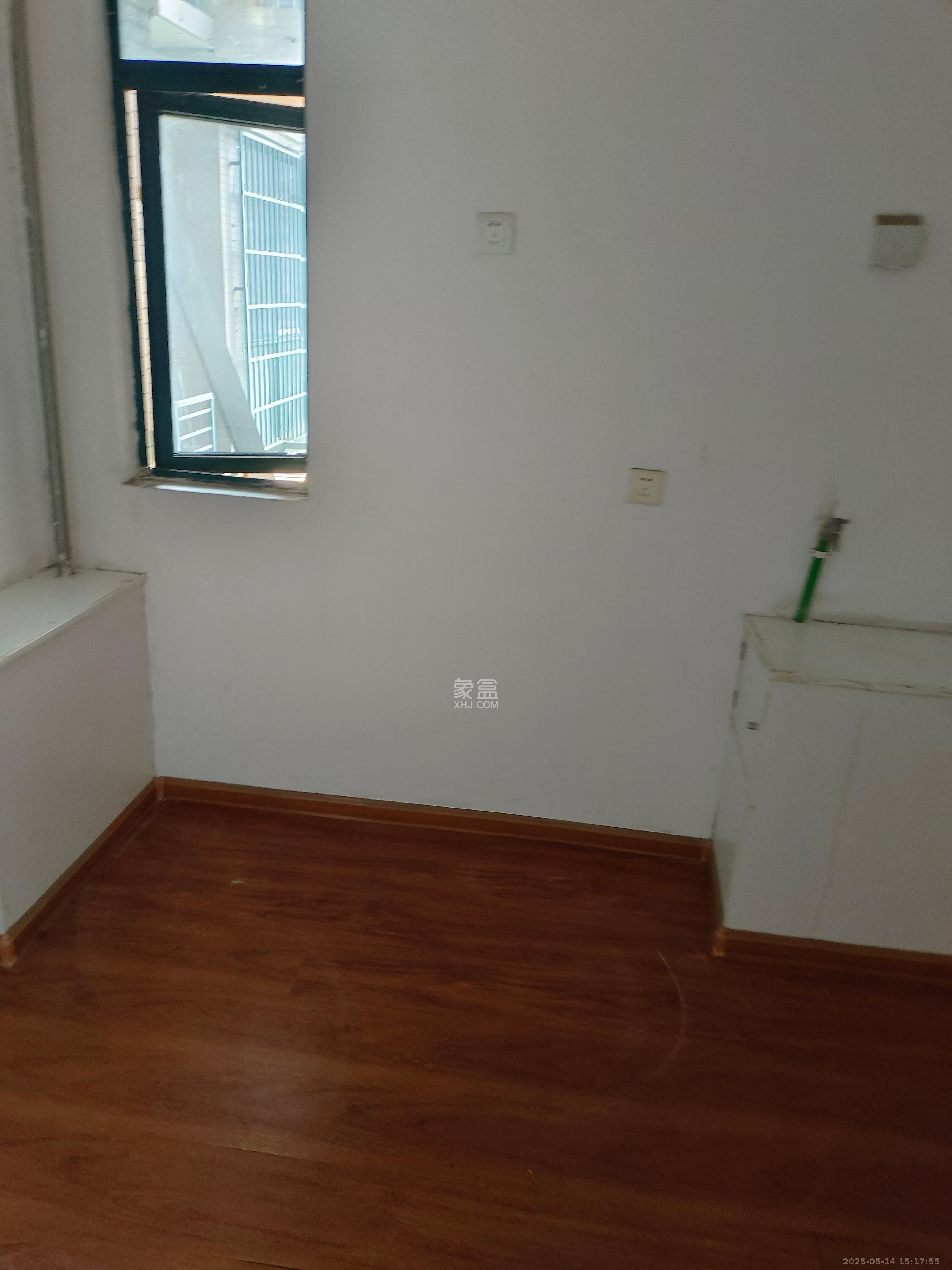 才子佳郡 3室2厅1卫 1500.0元/月 才子佳郡 3室2厅1卫 1500.0元/月室内图