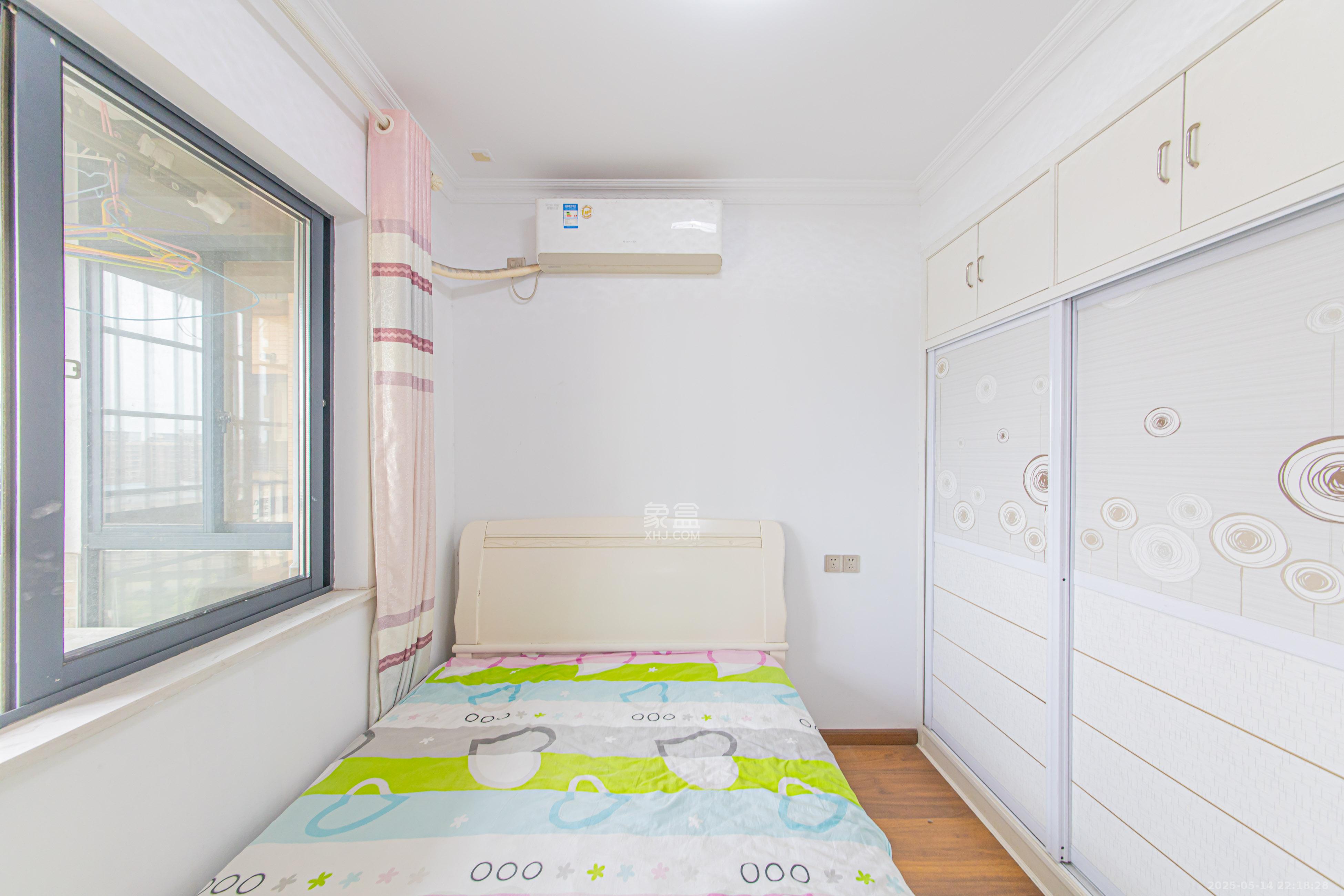 中建芙蓉嘉苑 3室2厅2卫 107.0万 中建芙蓉嘉苑 3室2厅2卫 107.0万卧室