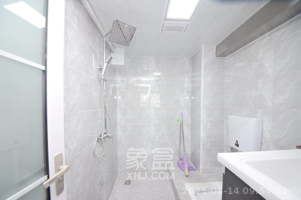 宏景名厦  3室2厅2卫   3000.00元/月室内图