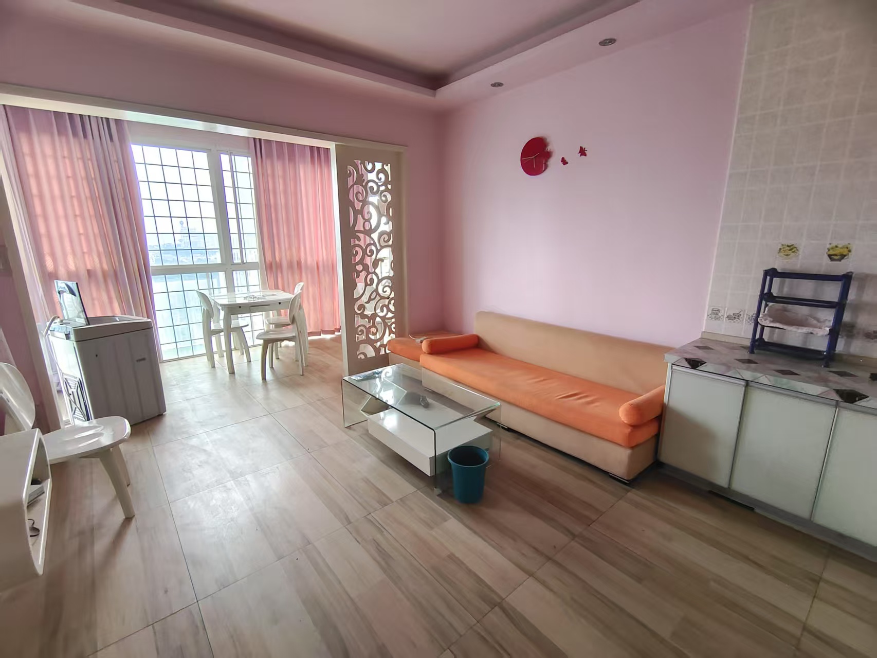 书香名邸一期 1室1厅1卫 1400.0元/月 书香名邸一期 1室1厅1卫 1400.0元/月室内图