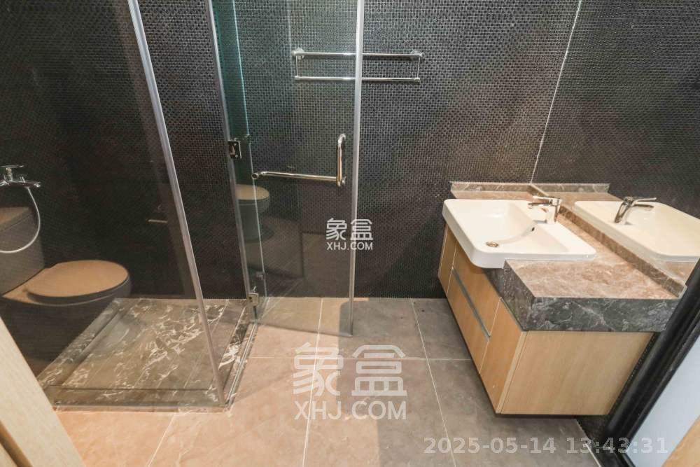 正荣梅溪紫阙台 5室2厅3卫 9500.0元/月 正荣梅溪紫阙台 5室2厅3卫 9500.0元/月室内图