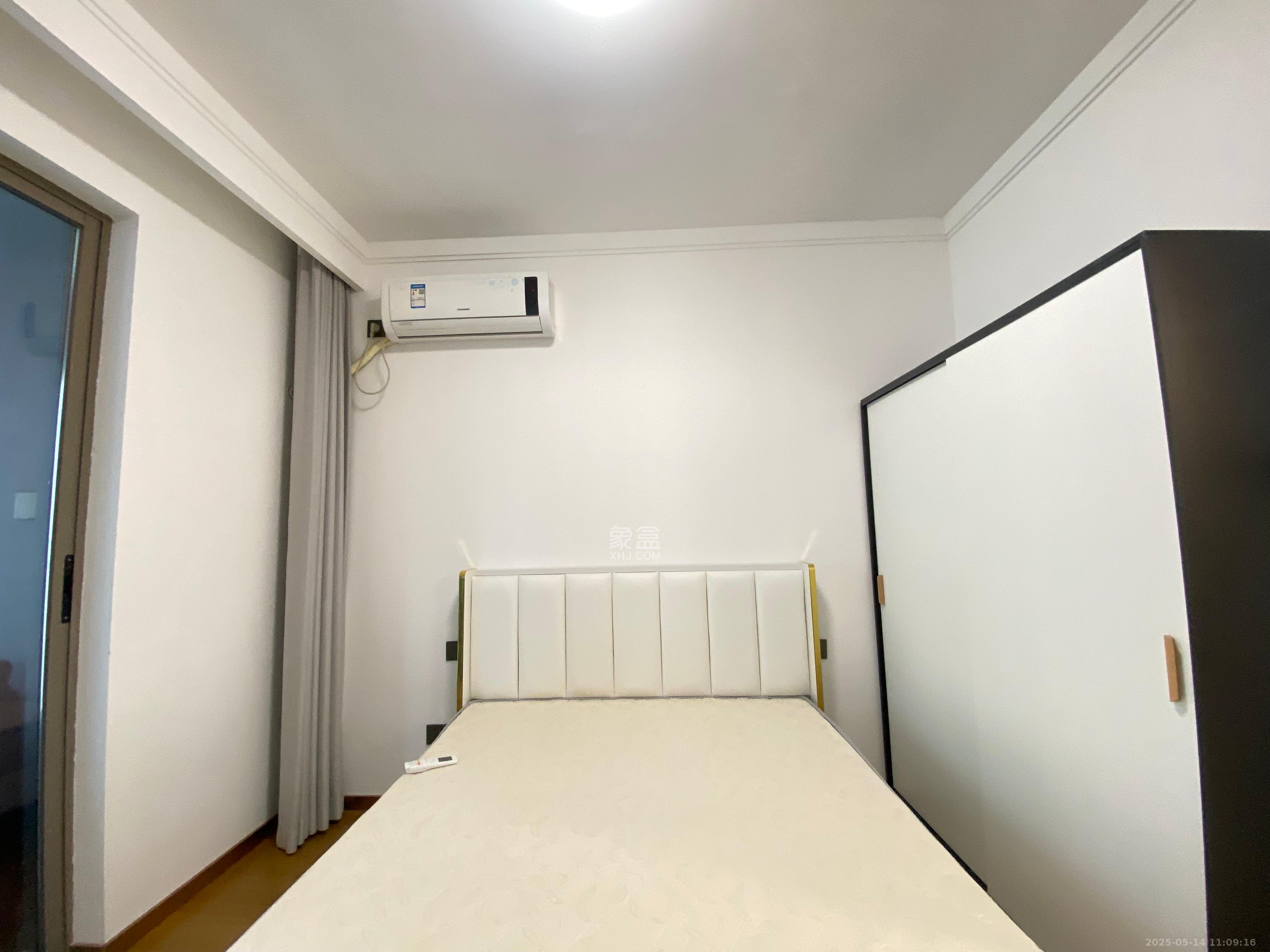 旭辉雨花郡  3室2厅2卫    3800.0元/月室内图