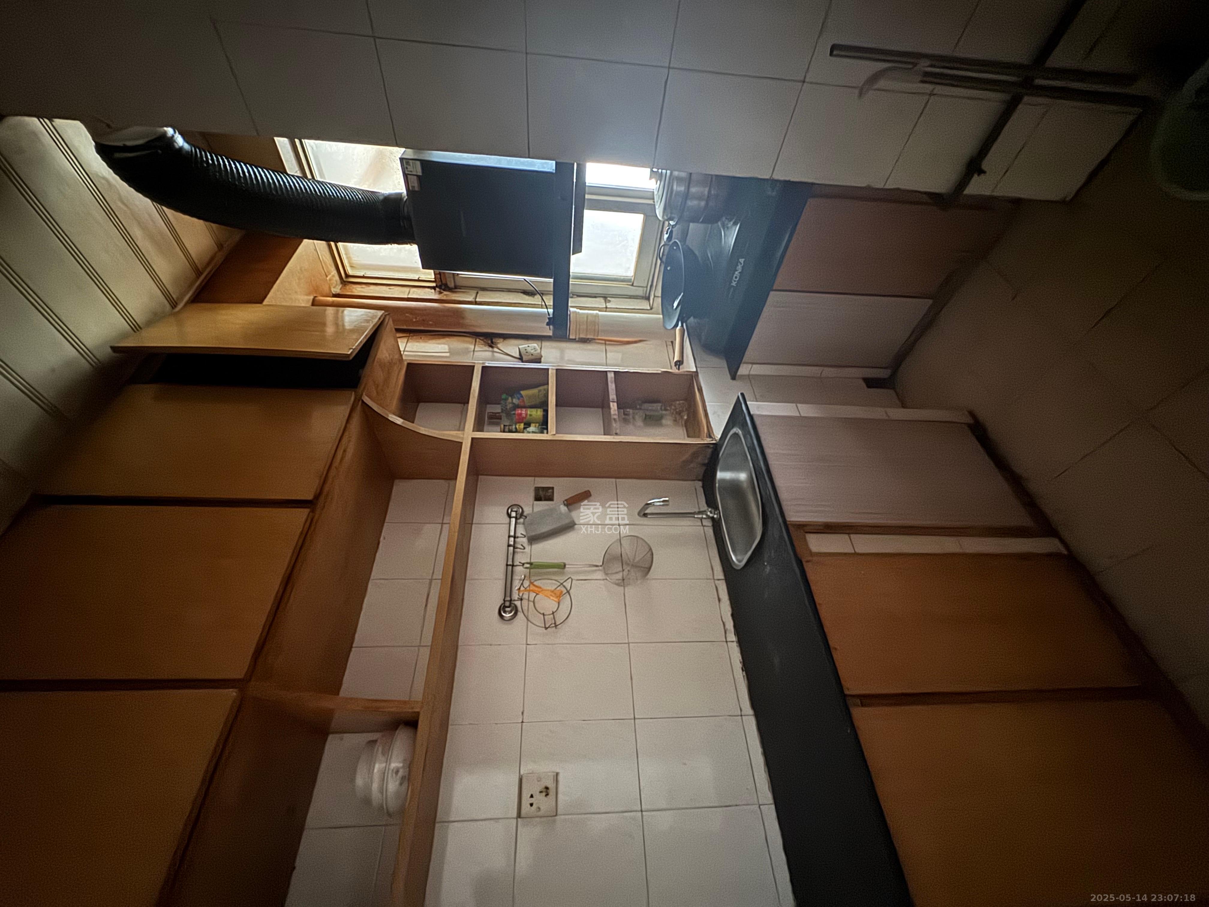 湖南食品药品职业学院(北校区) 3室2厅2卫 2800.0元/月 湖南食品药品职业学院(北校区) 3室2厅2卫 2800.0元/月室内图