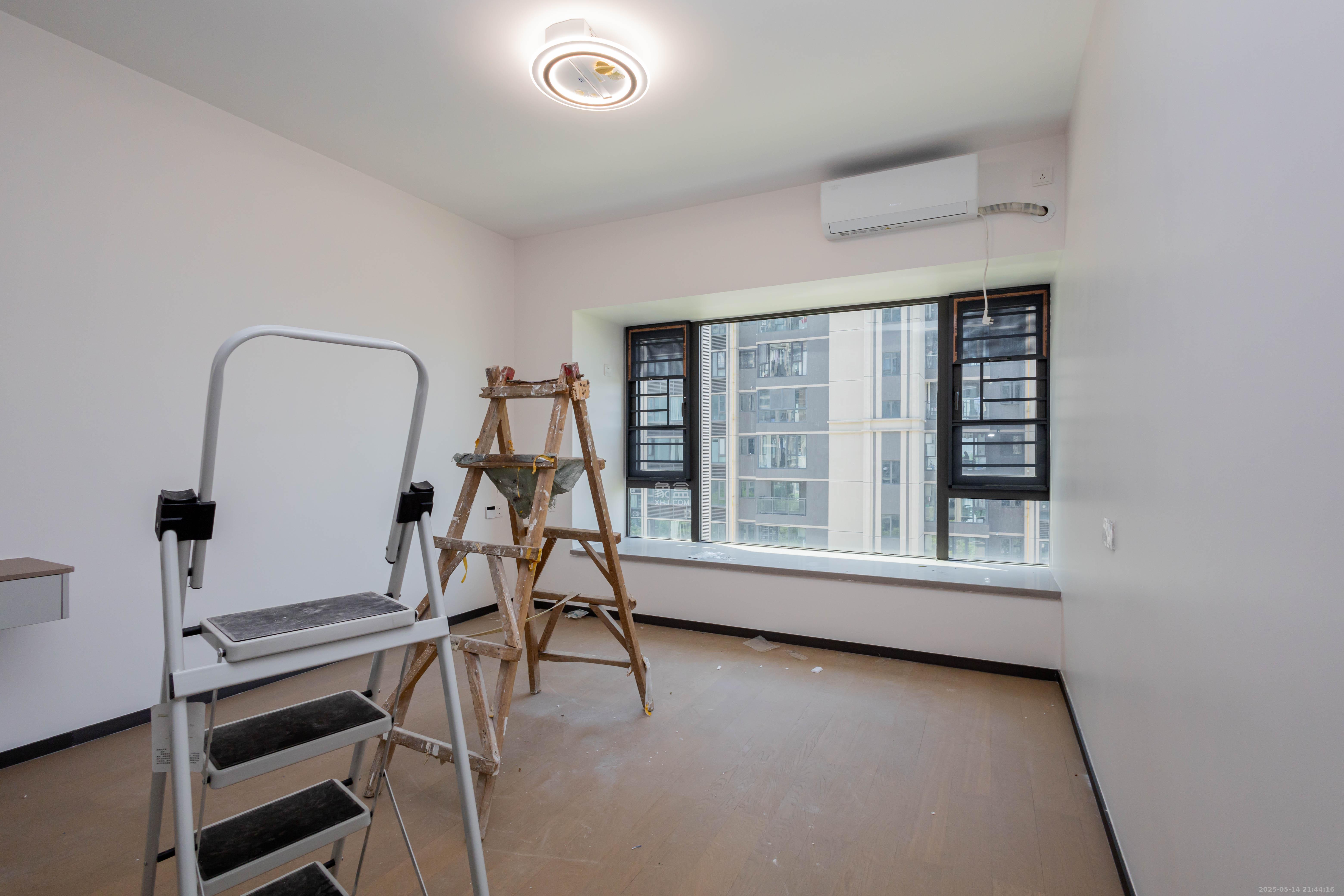 时代印记(长沙时代印记花园)  4室2厅2卫    260.0万 时代印记(长沙时代印记花园)  4室2厅2卫    260.0万卧室