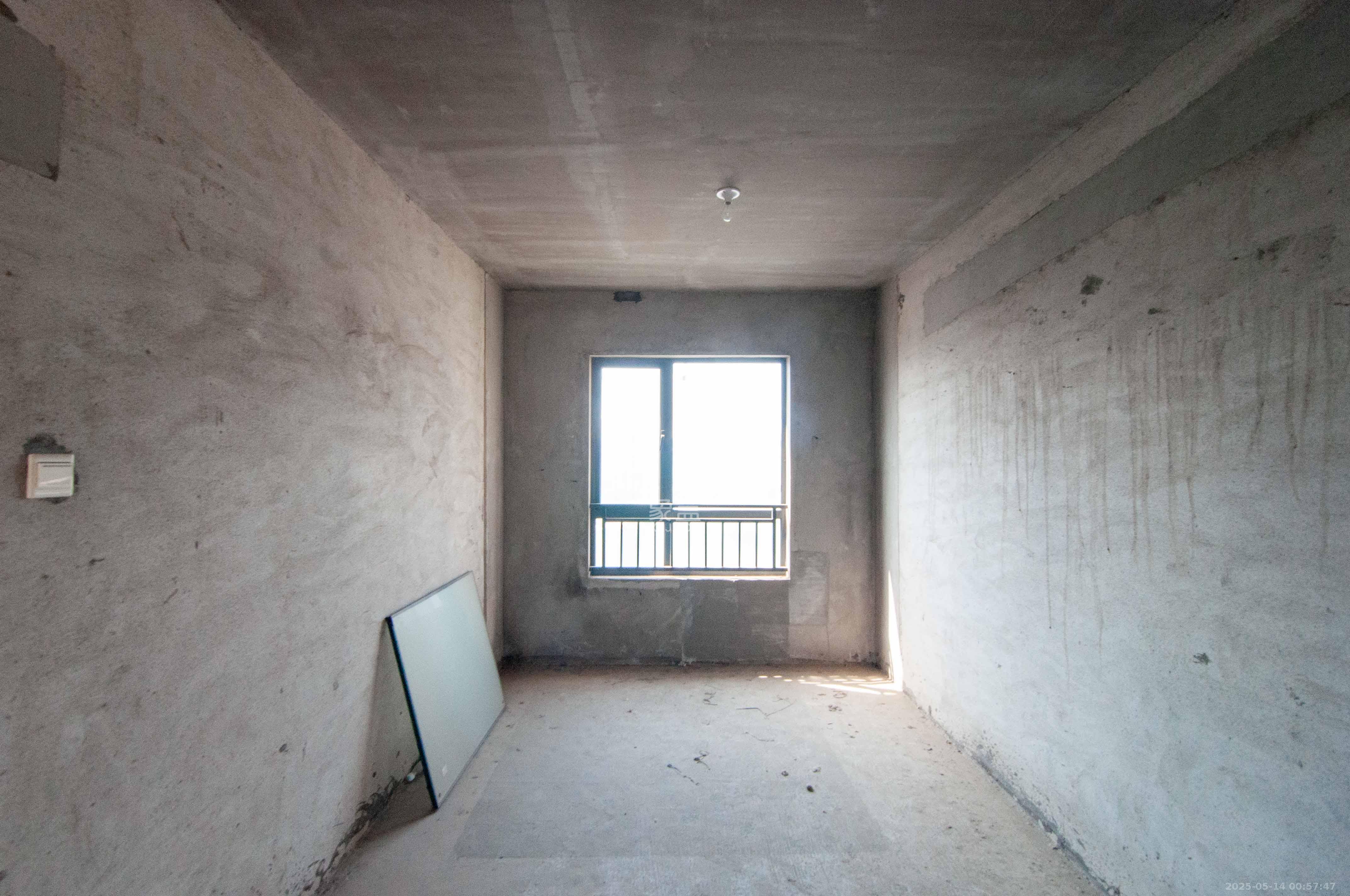 中海梅溪湖壹号 3室2厅2卫 178.0万 中海梅溪湖壹号 3室2厅2卫 178.0万其他