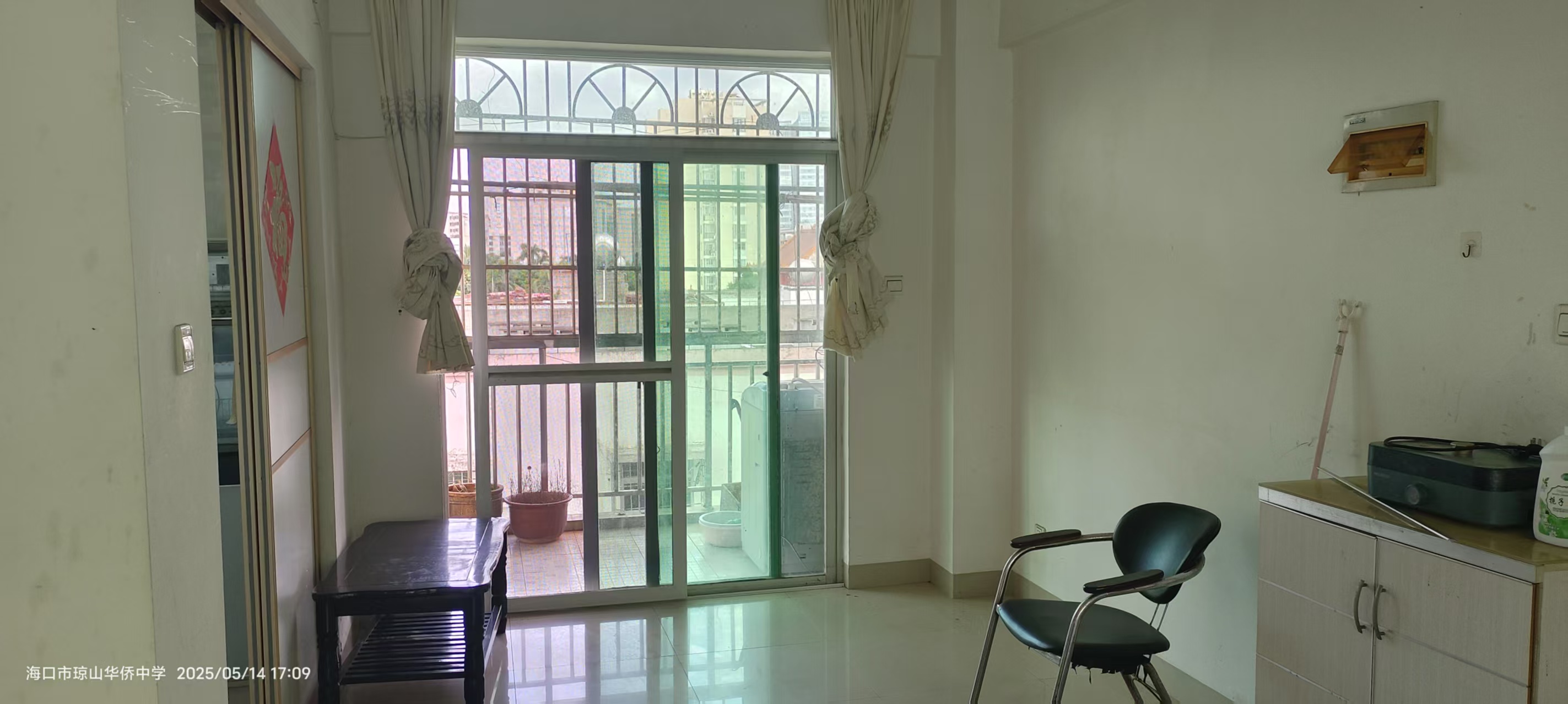 华秀小区  3室2厅2卫    2800.0元/月 华秀小区  3室2厅2卫    2800.0元/月室内图