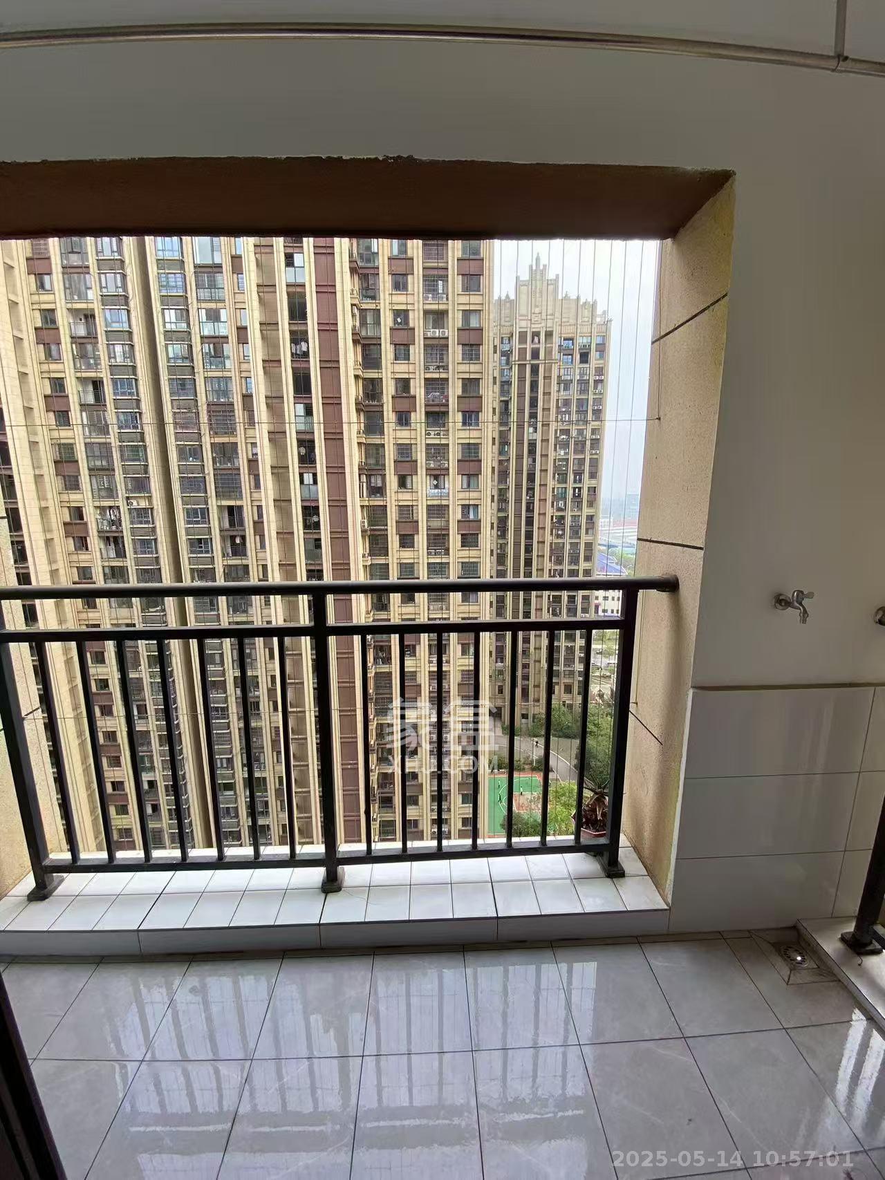 东方美地 3室2厅2卫 2000.0元/月 东方美地 3室2厅2卫 2000.0元/月室内图