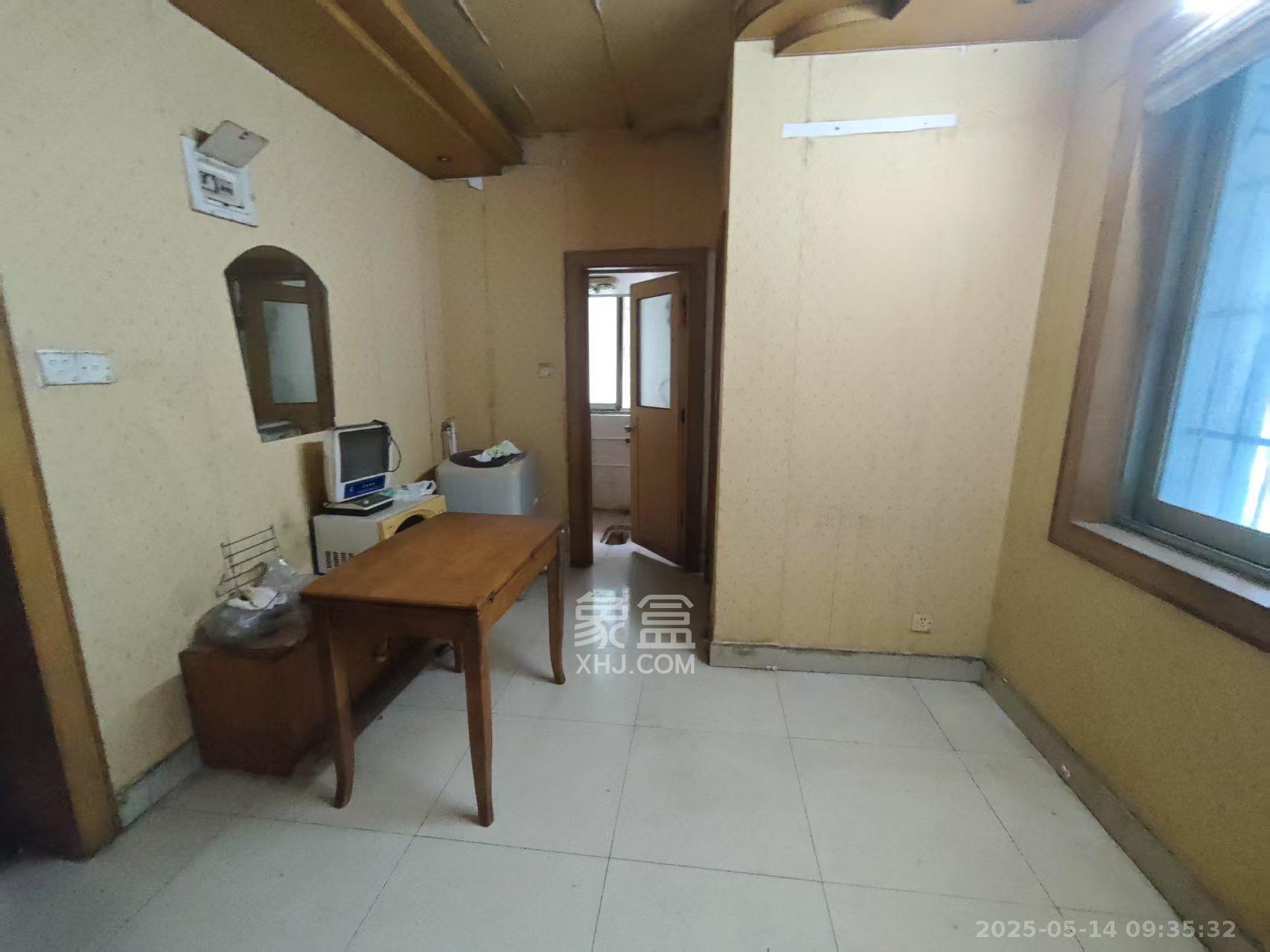 安泰新村  2室2厅1卫   1600.00元/月室内图