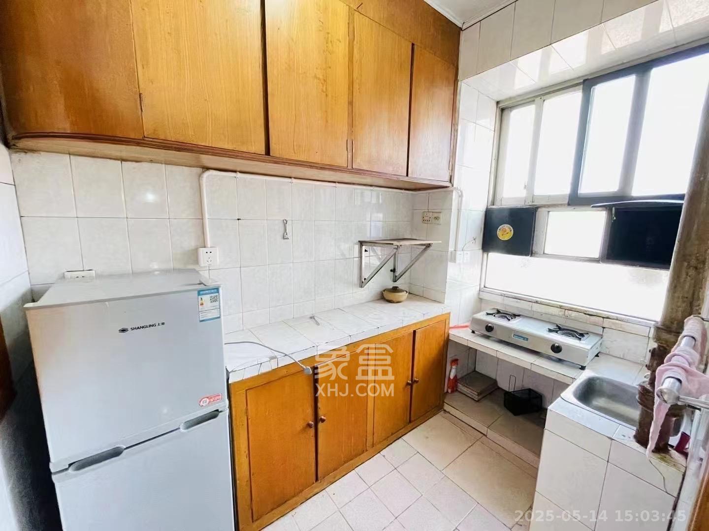 楚湘街一条巷散盘 1室2厅1卫 1500.0元/月 楚湘街一条巷散盘 1室2厅1卫 1500.0元/月室内图