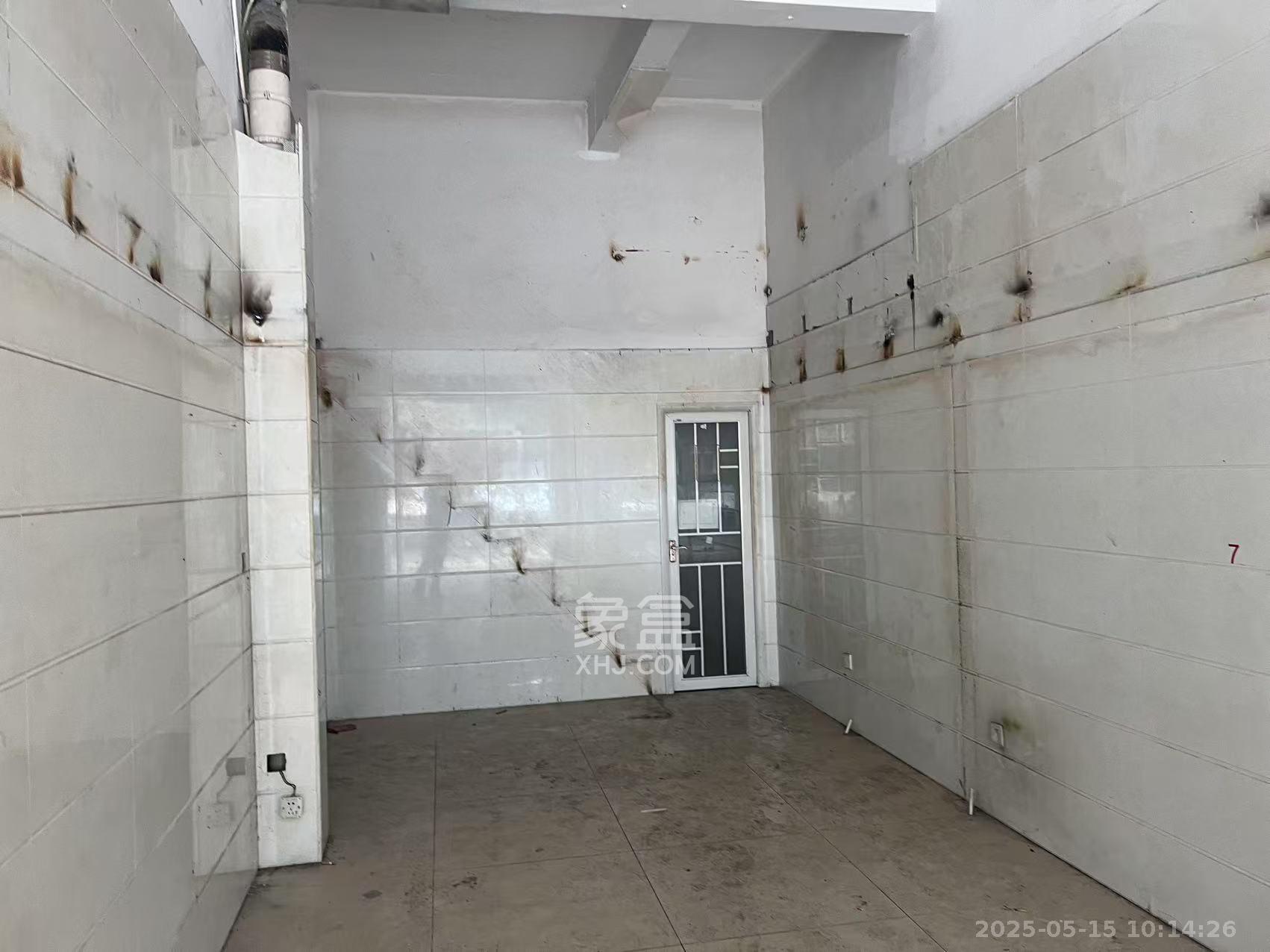 长城雅苑   93.0㎡      8500.0元/月室内图