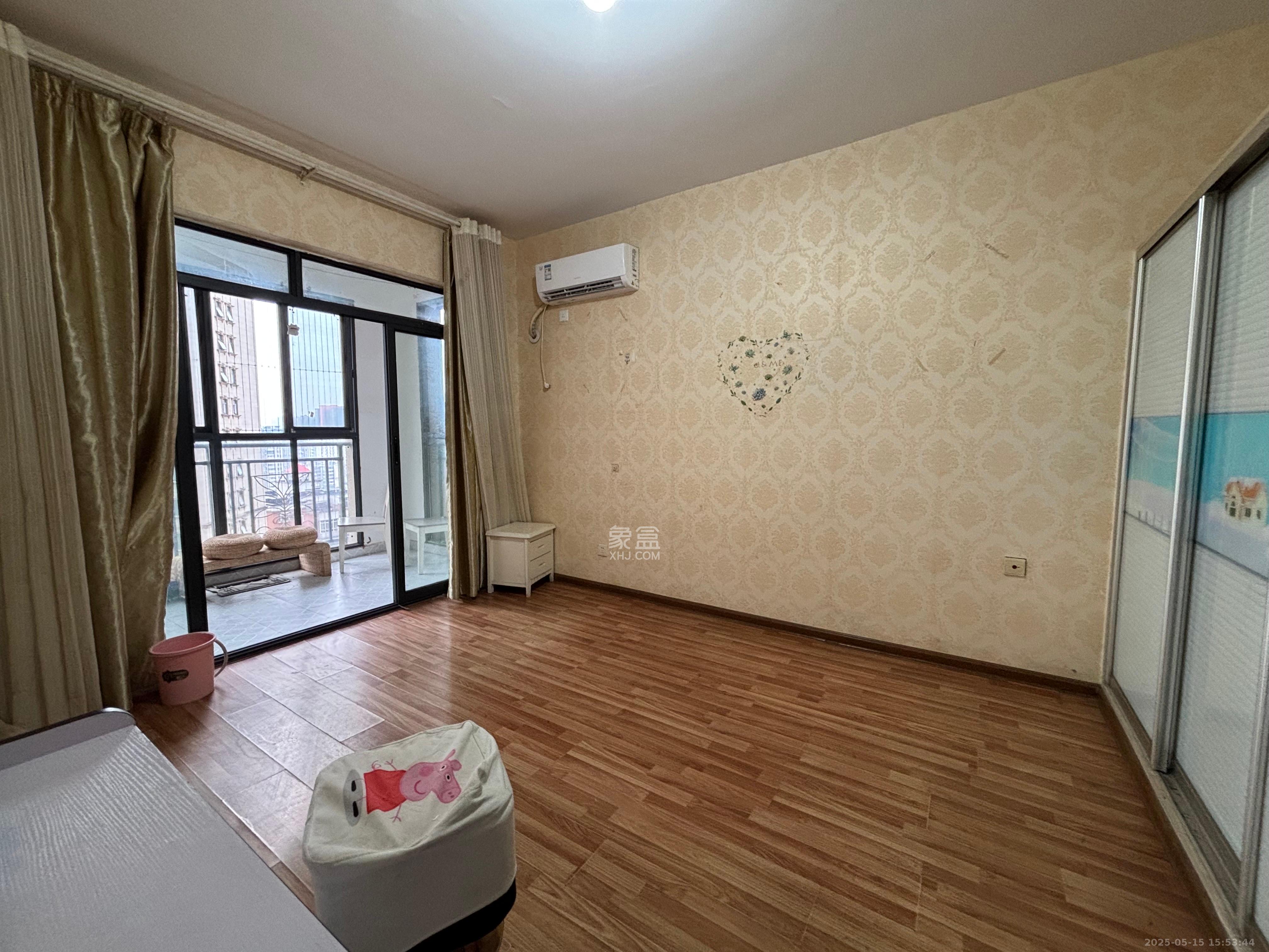 阳光锦城  3室2厅2卫    2800.0元/月室内图