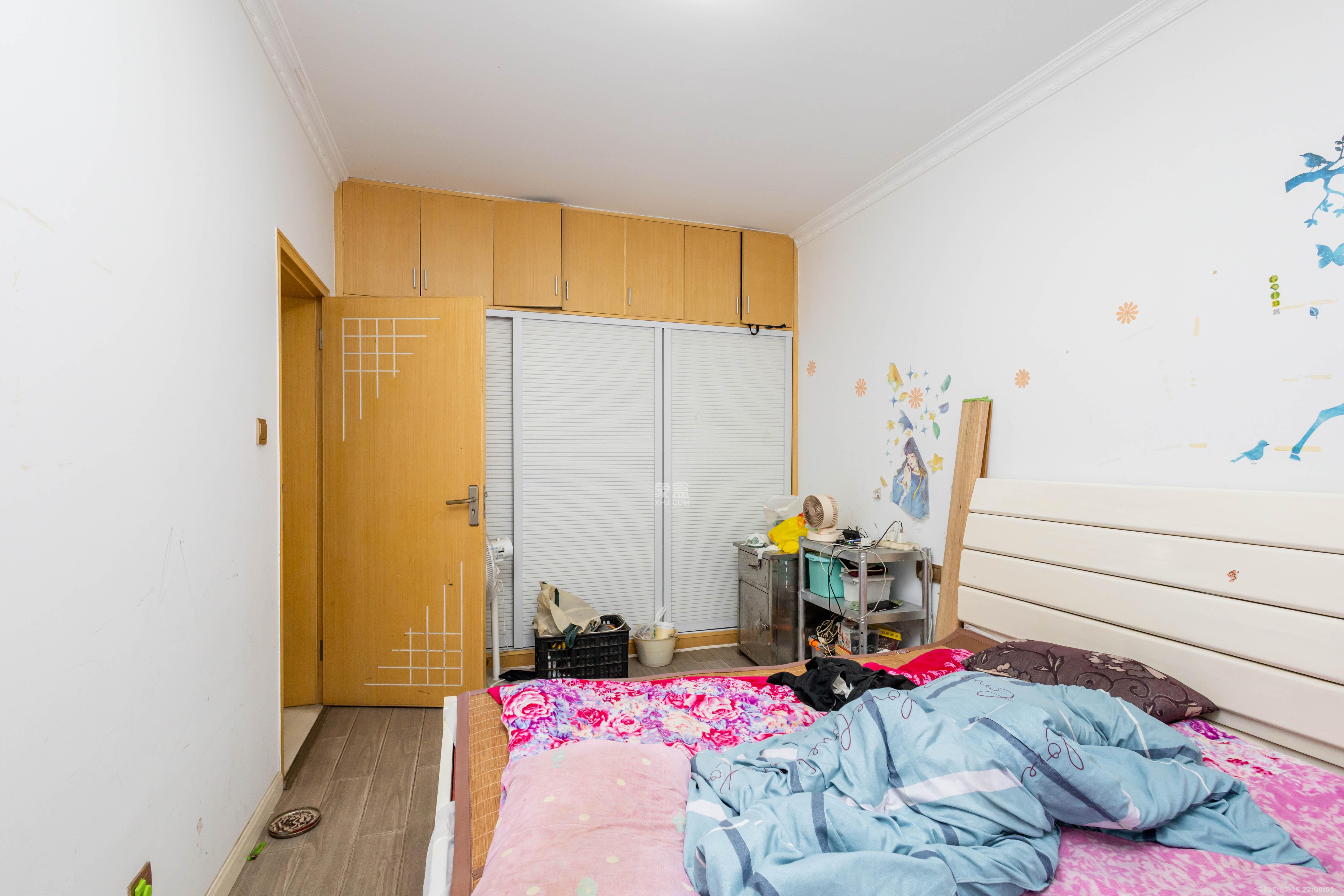 中国铁建国际城一期 3室2厅2卫 69.0万 中国铁建国际城一期 3室2厅2卫 69.0万卧室