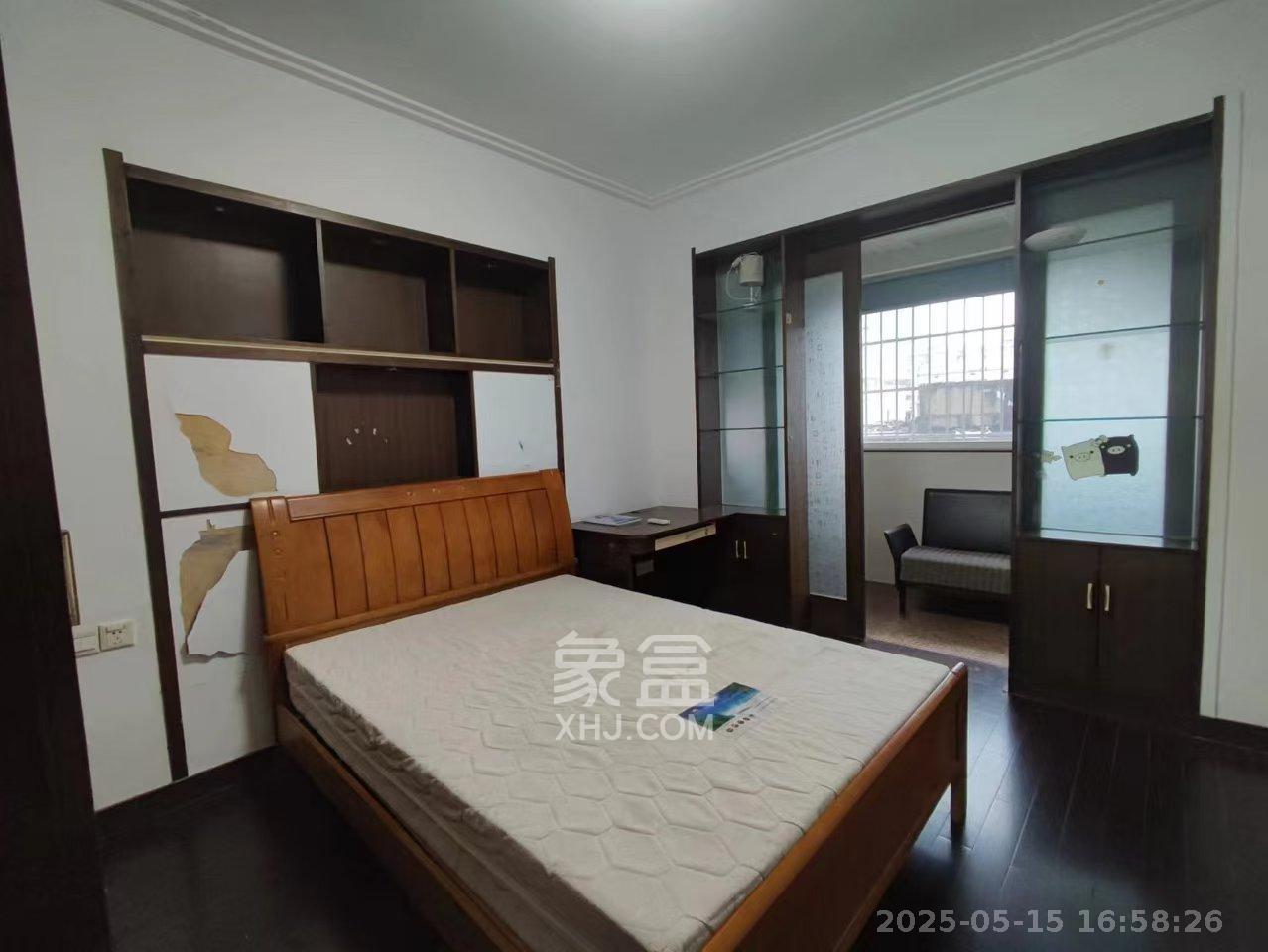 万顺家园  4室2厅2卫   4200.00元/月室内图