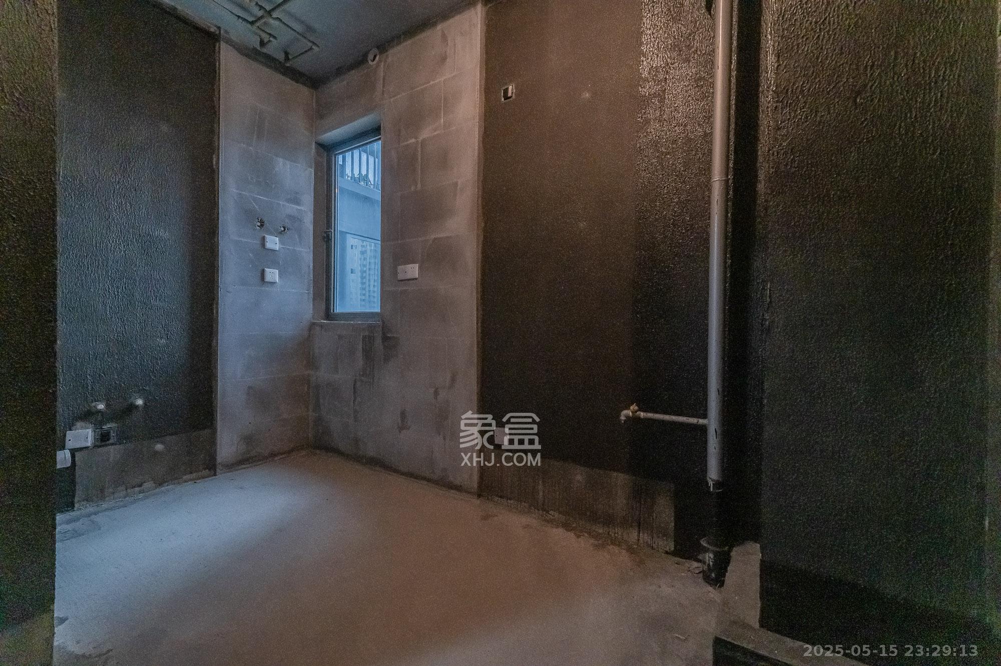 中建悦和城  3室2厅1卫   82.00万其他