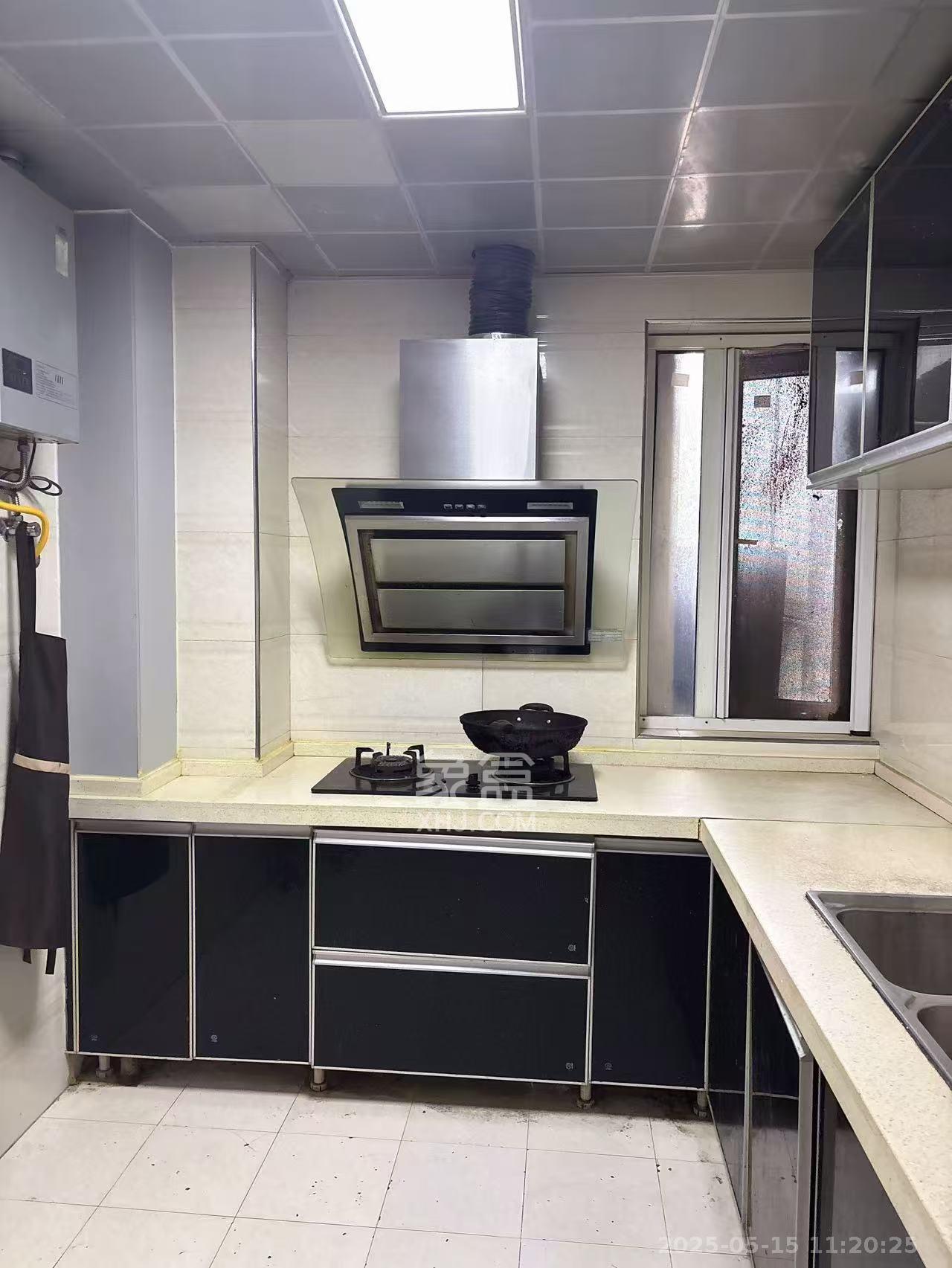 嘉华城(一期) 3室2厅1卫 2500.0元/月 嘉华城(一期) 3室2厅1卫 2500.0元/月室内图