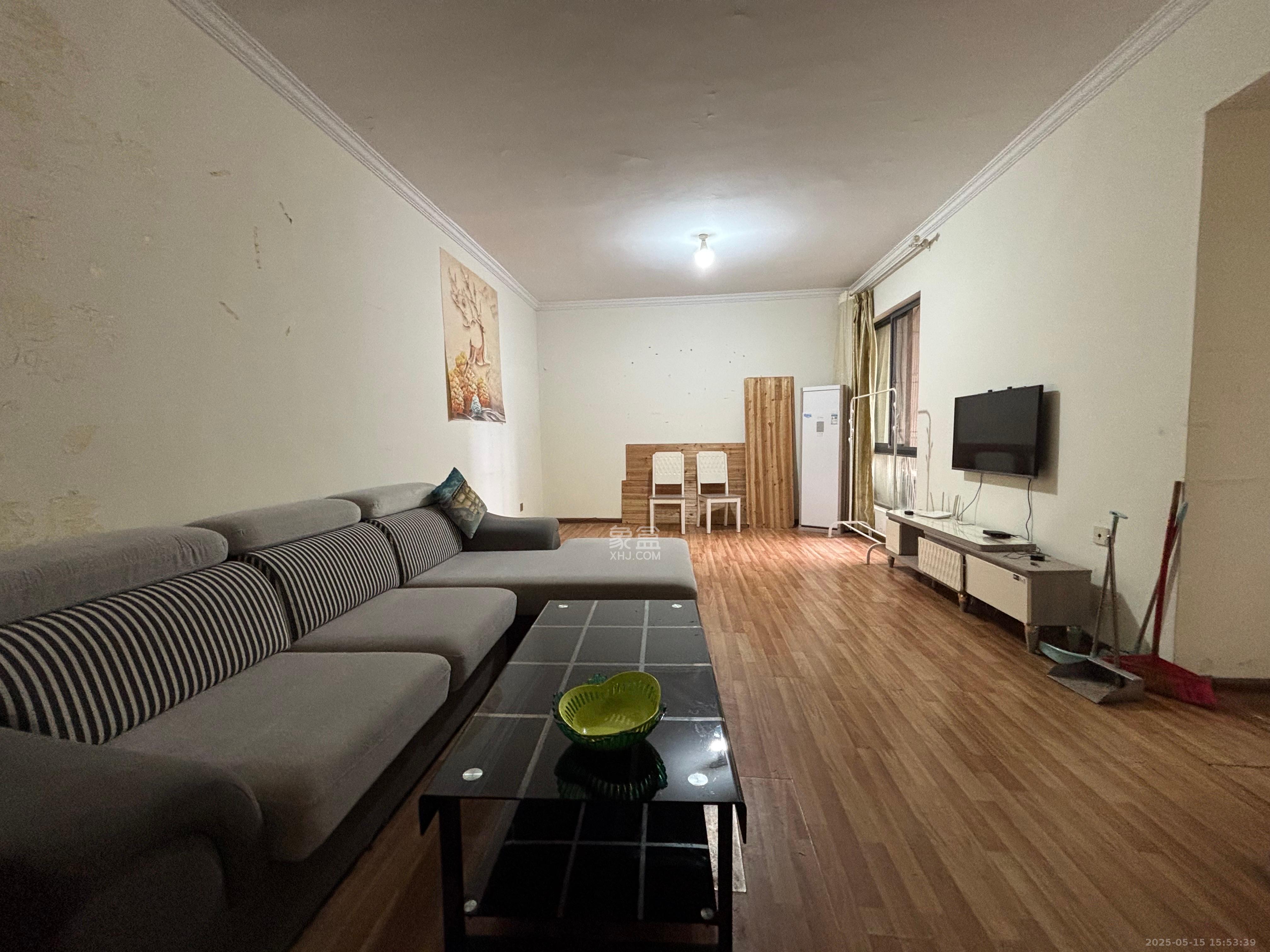 阳光锦城  3室2厅2卫    2800.0元/月室内图