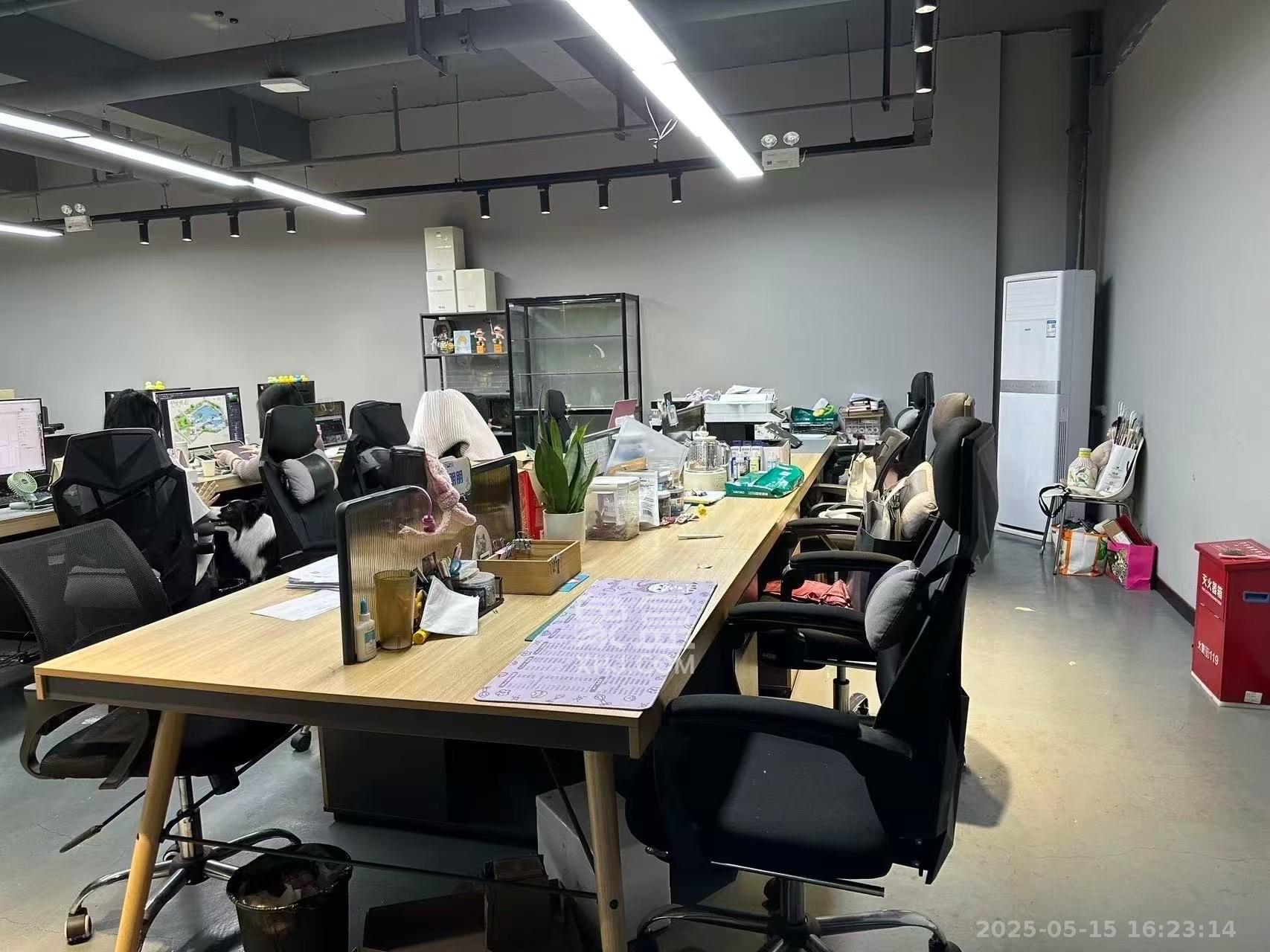 未来漫城   110.0㎡     4500.00元/月室内图
