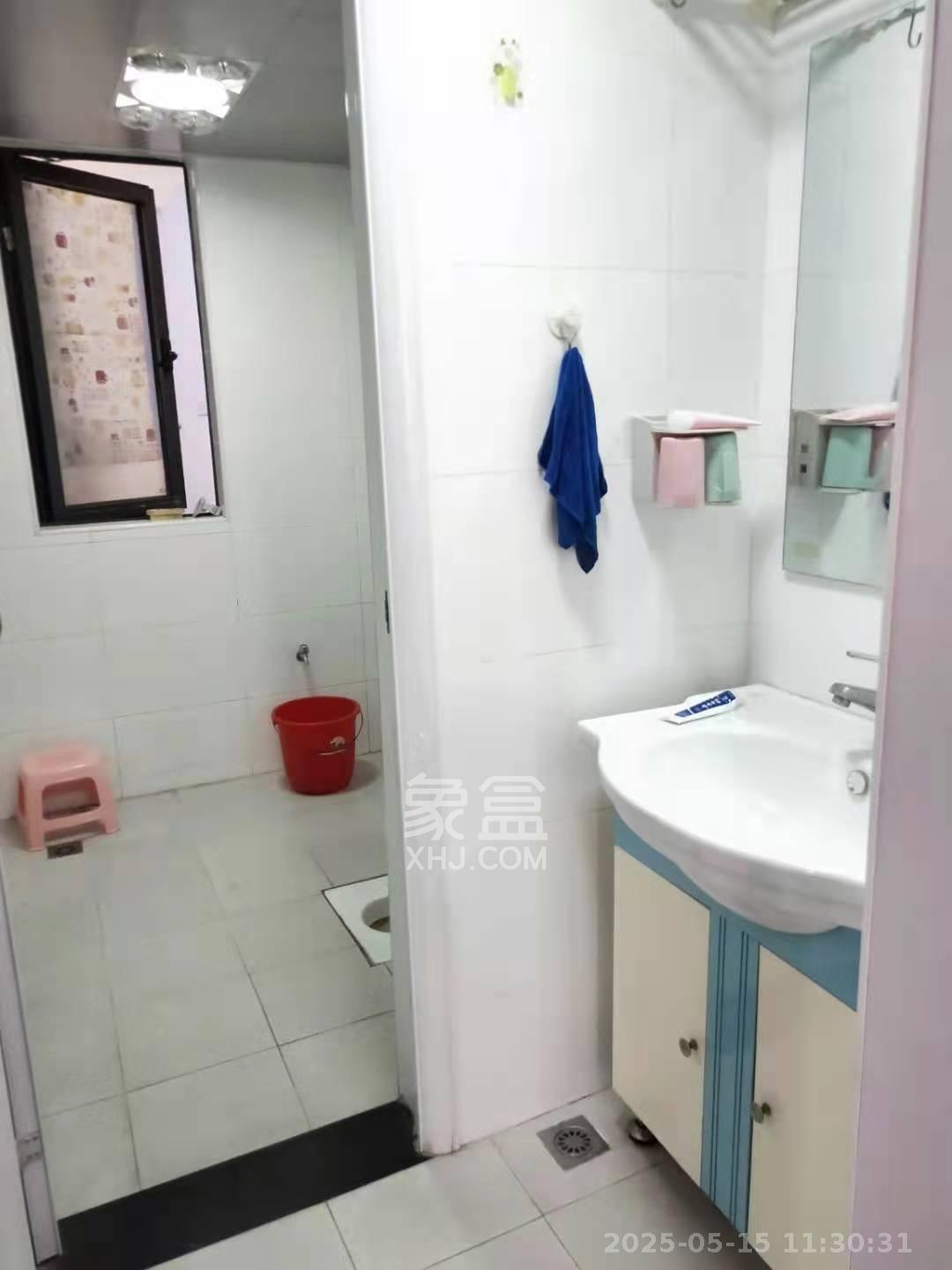长房时代城  1室2厅1卫   2800.00元/月室内图