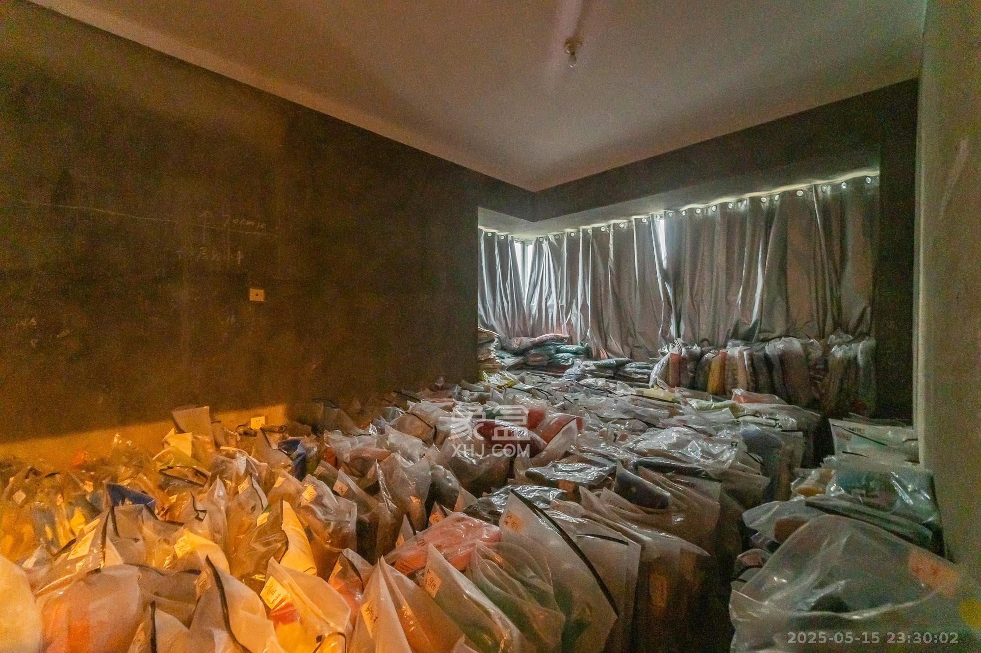 恒基凯旋门一二期  4室2厅2卫   102.80万其他