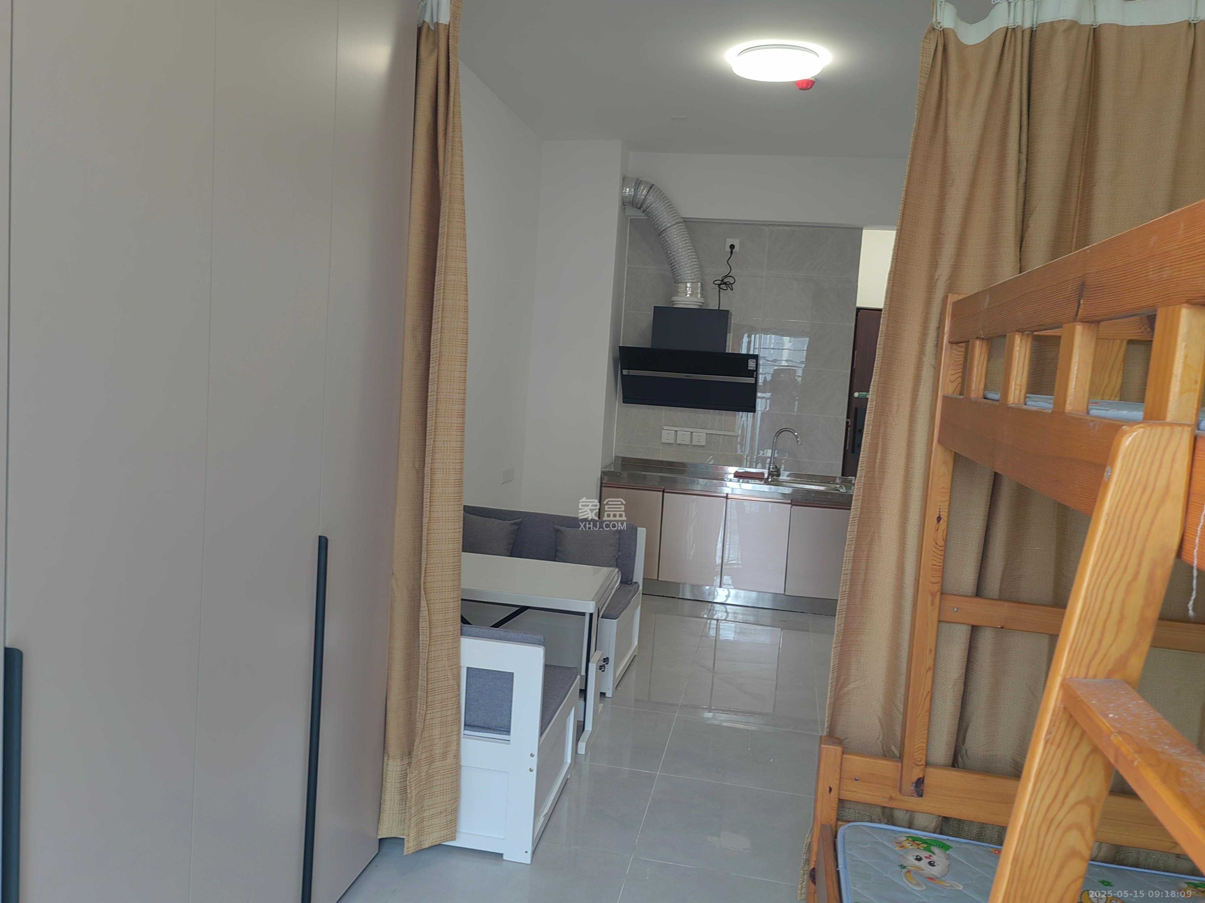 鑫远熙山 1室1厅1卫 1400.0元/月 鑫远熙山 1室1厅1卫 1400.0元/月室内图