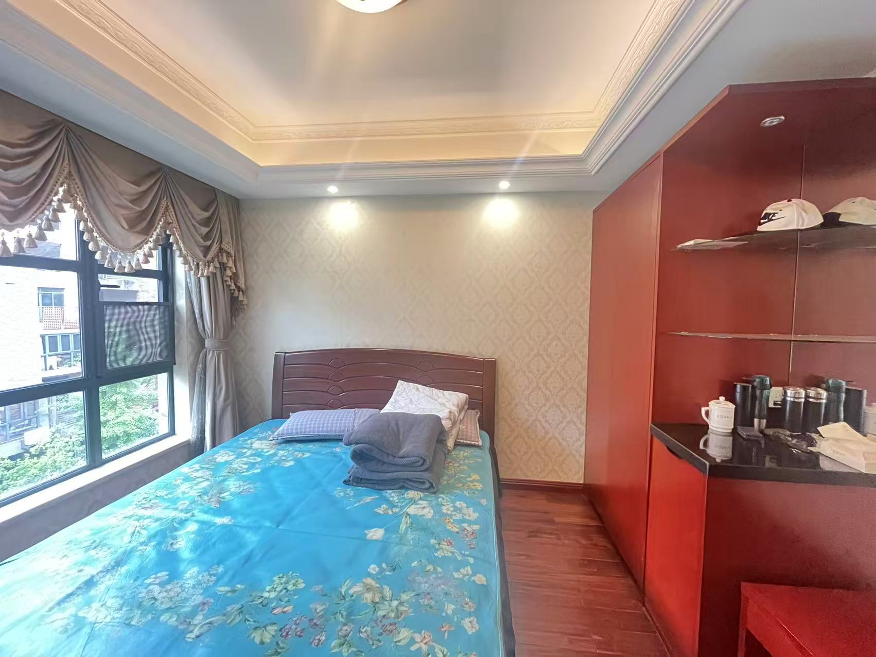 湘银星城  5室3厅4卫    288.0万 湘银星城  5室3厅4卫    288.0万室内图