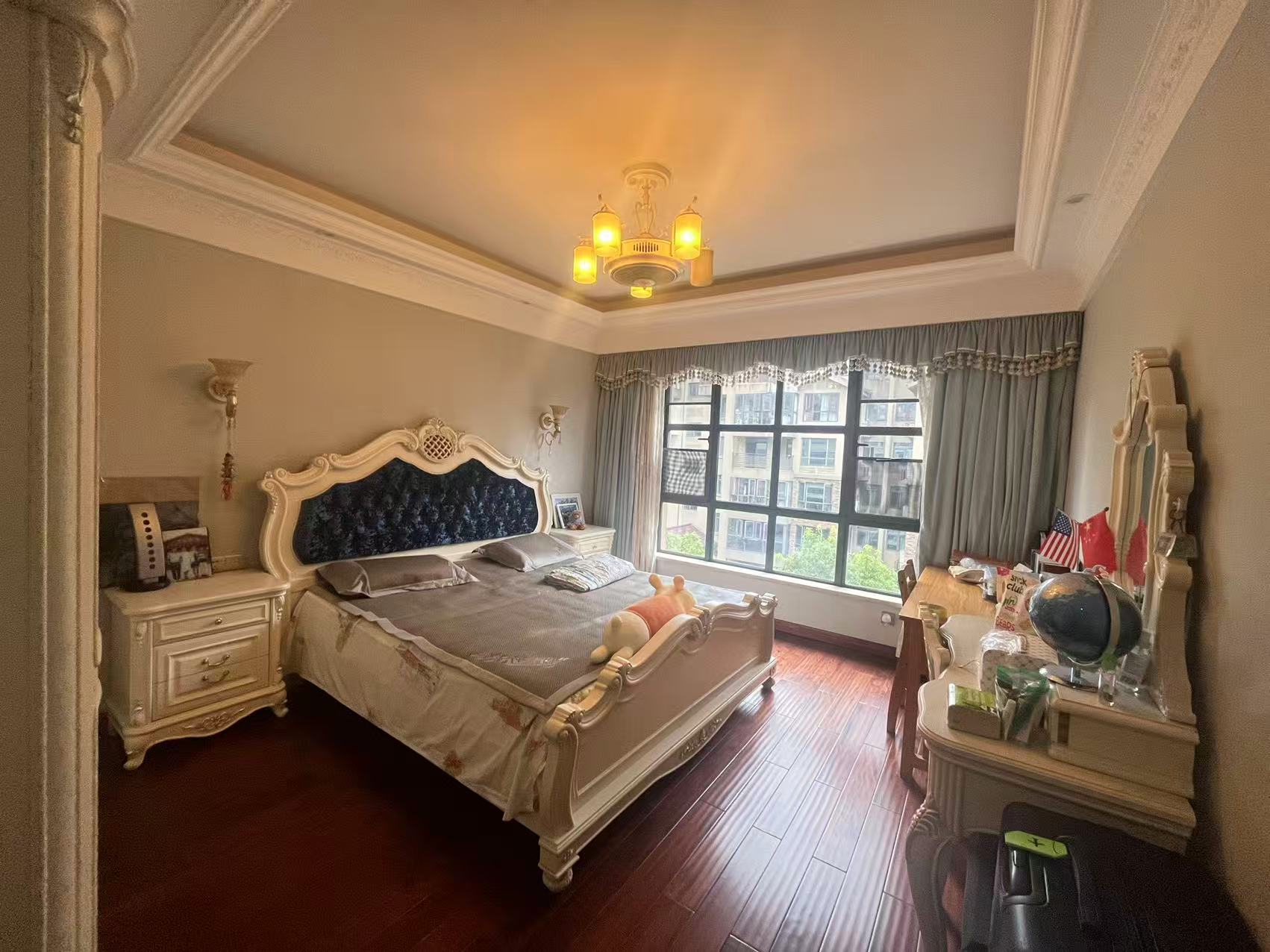 湘银星城  5室3厅4卫    288.0万 湘银星城  5室3厅4卫    288.0万室内图