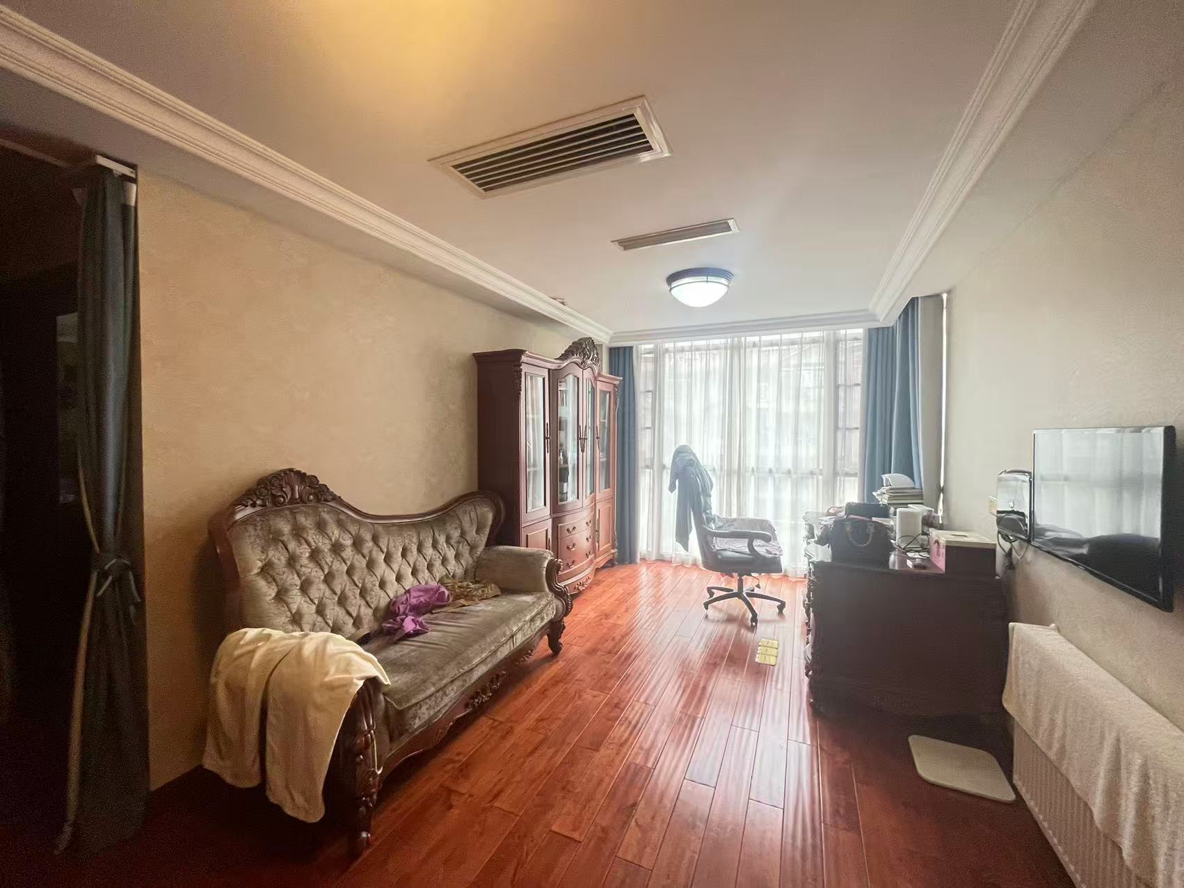 湘银星城  5室3厅4卫    288.0万 湘银星城  5室3厅4卫    288.0万室内图