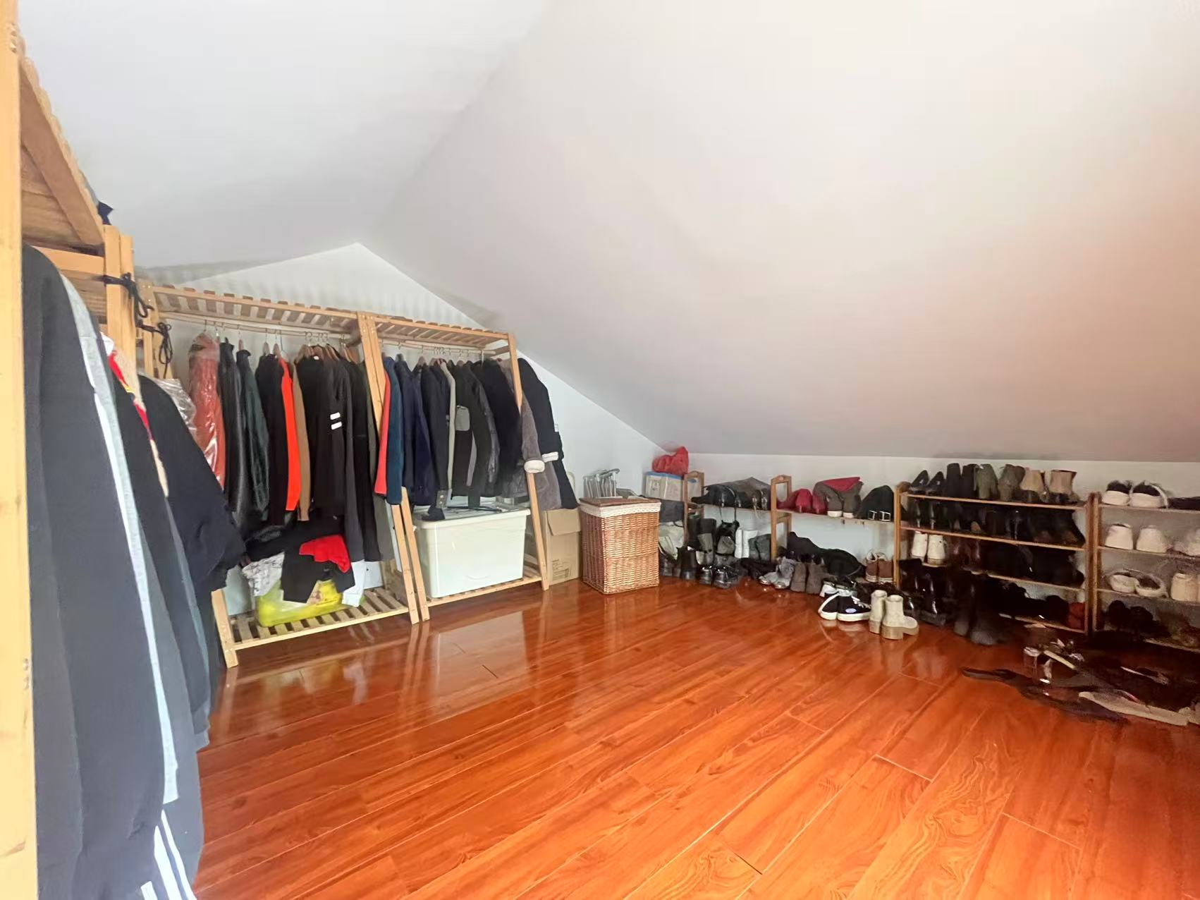 湘银星城  5室3厅4卫    288.0万 湘银星城  5室3厅4卫    288.0万室内图