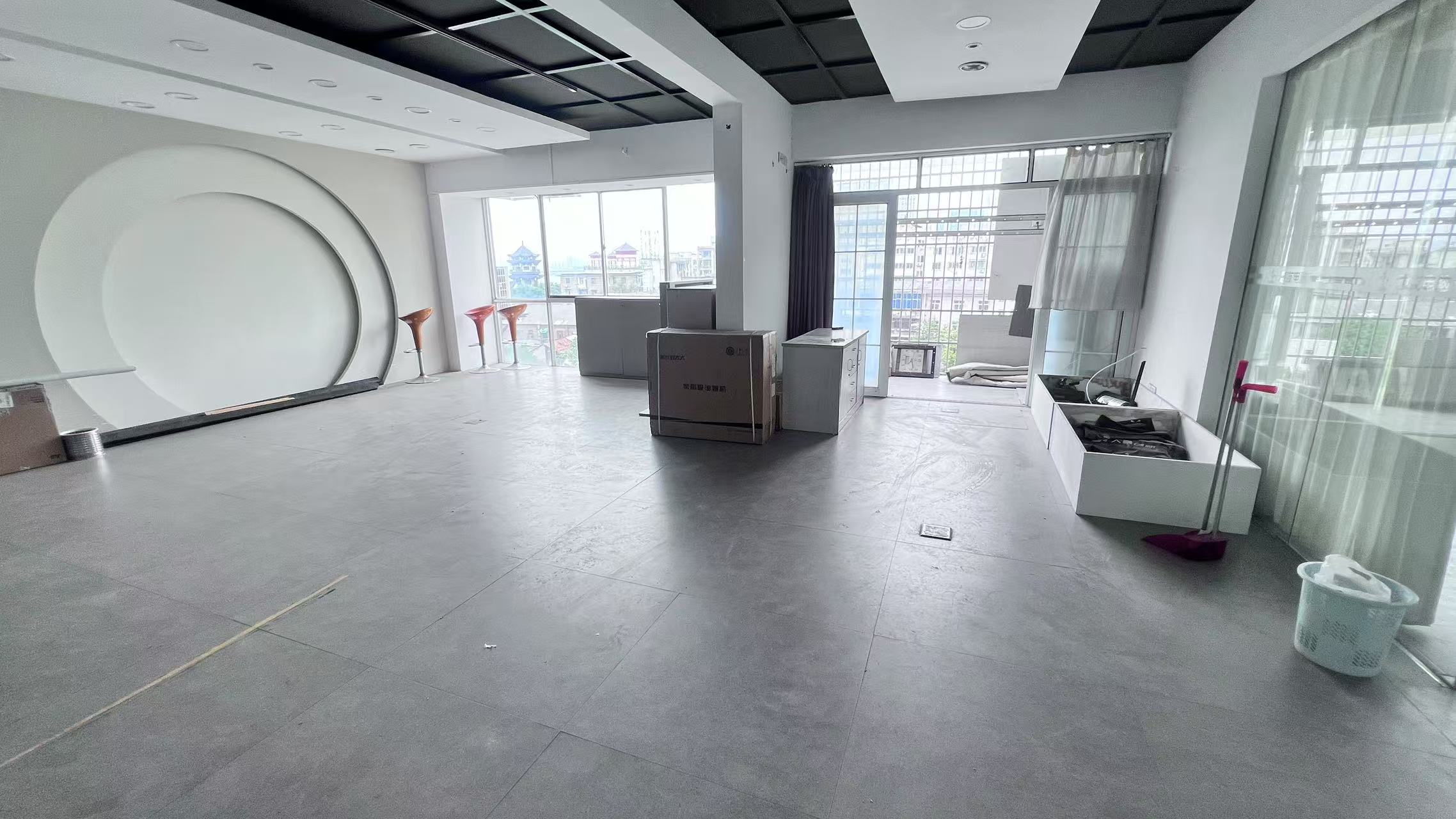 佳诚时代广场 1室0厅0卫 49.0万 佳诚时代广场 1室0厅0卫 49.0万室内图