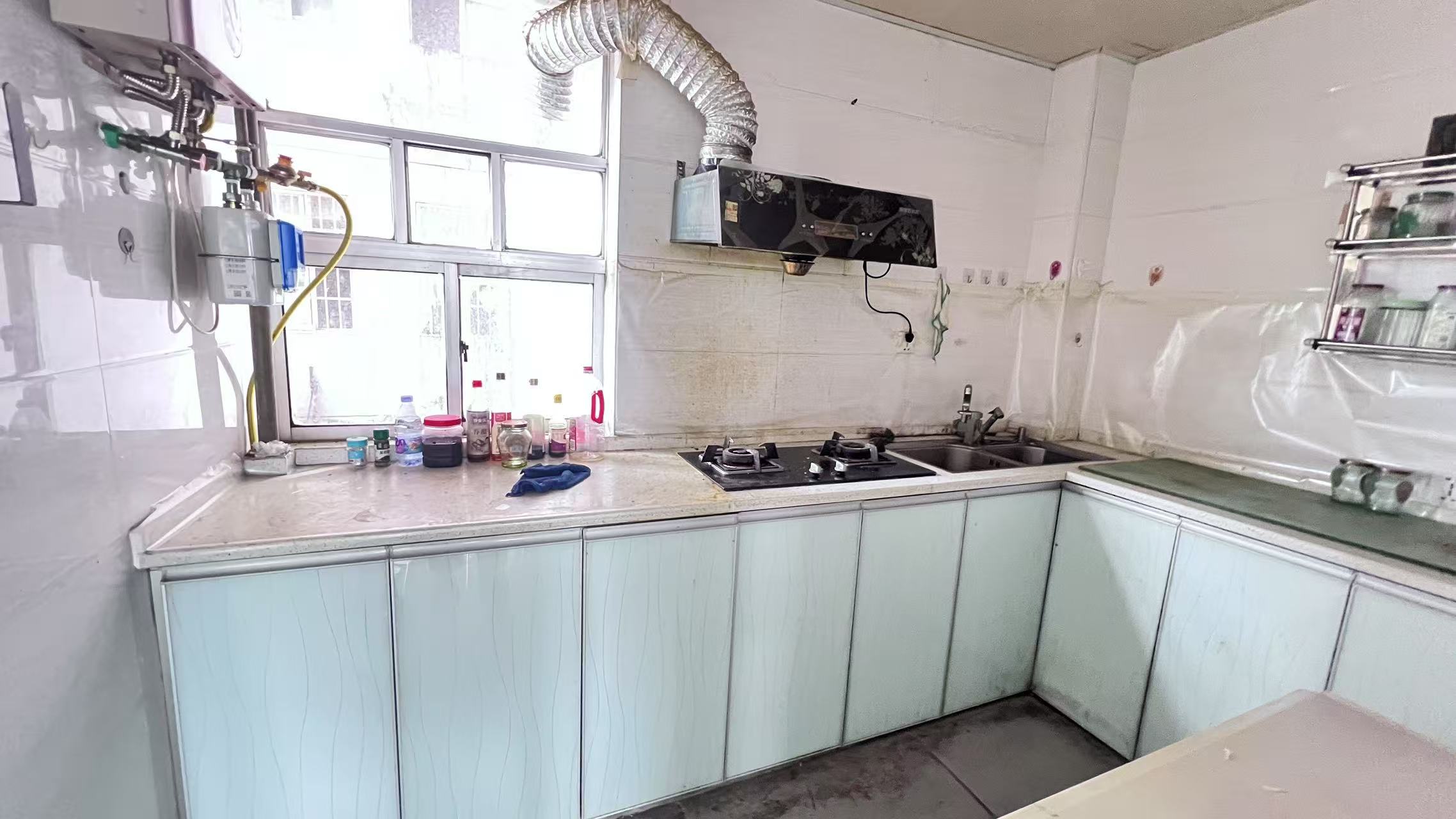 佳诚时代广场 1室0厅0卫 49.0万 佳诚时代广场 1室0厅0卫 49.0万室内图