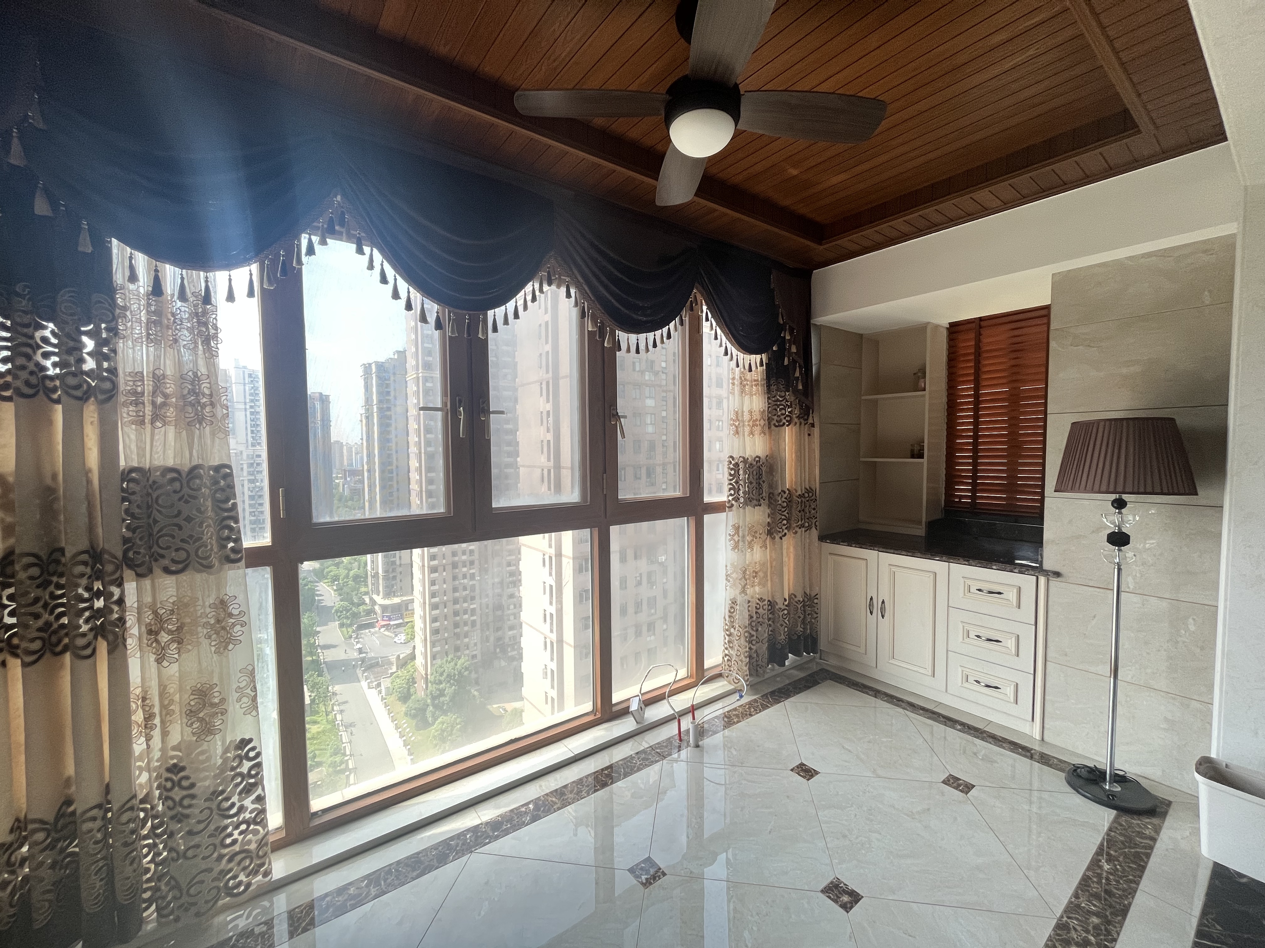 湘银星城 1室2厅2卫 86.8万 湘银星城 1室2厅2卫 86.8万室内图