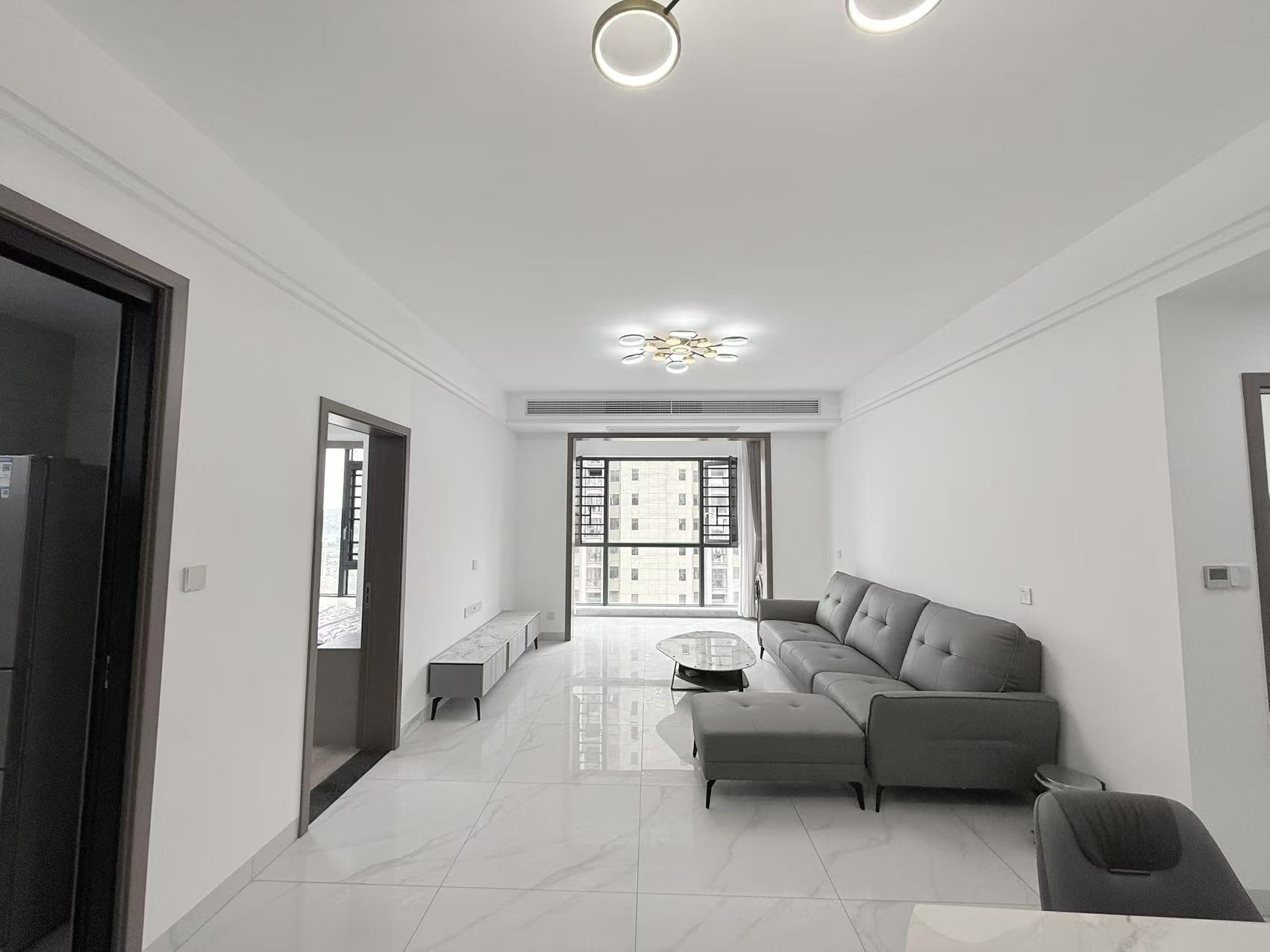 城发津枫庭苑  3室2厅1卫    73.5万 城发津枫庭苑  3室2厅1卫    73.5万